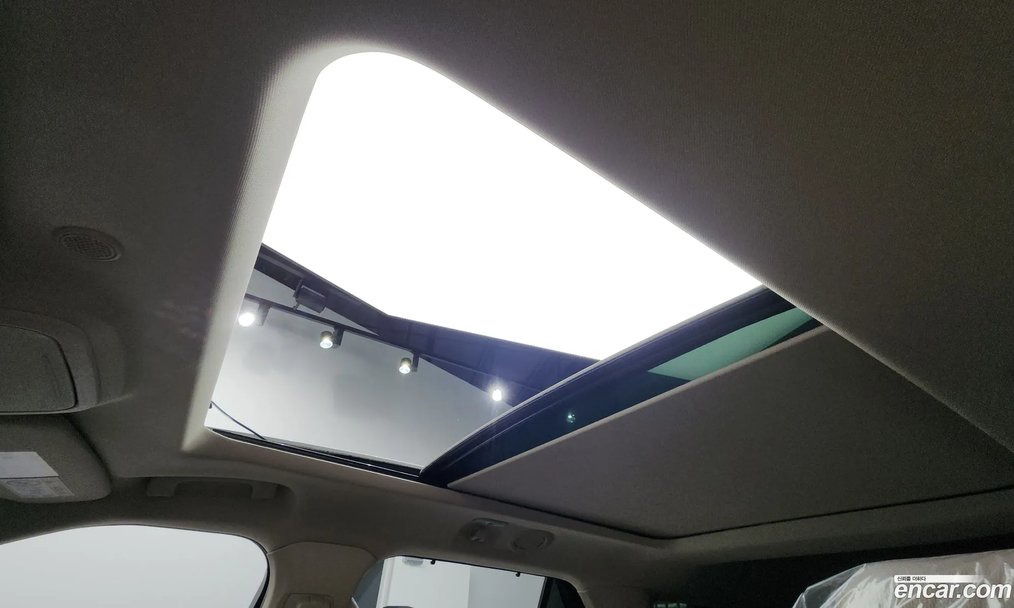 Ford Explorer 6th Gen 2020 1FMSK8FH0LGC66723 — 7
