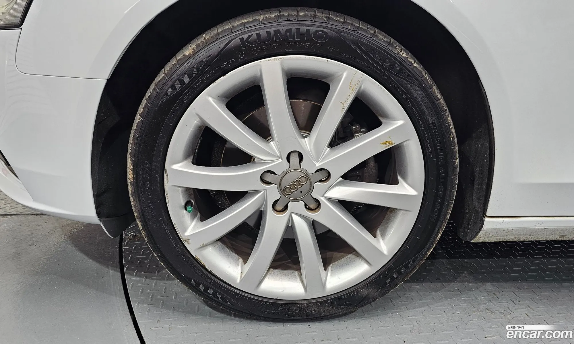 Audi A4 2015 — 5