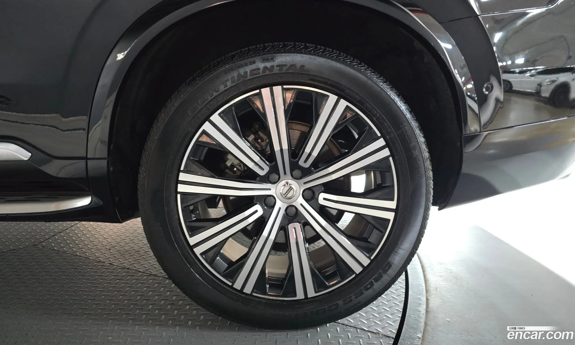 Volvo XC90 2020 YV1LFA22CL1602614 — 10