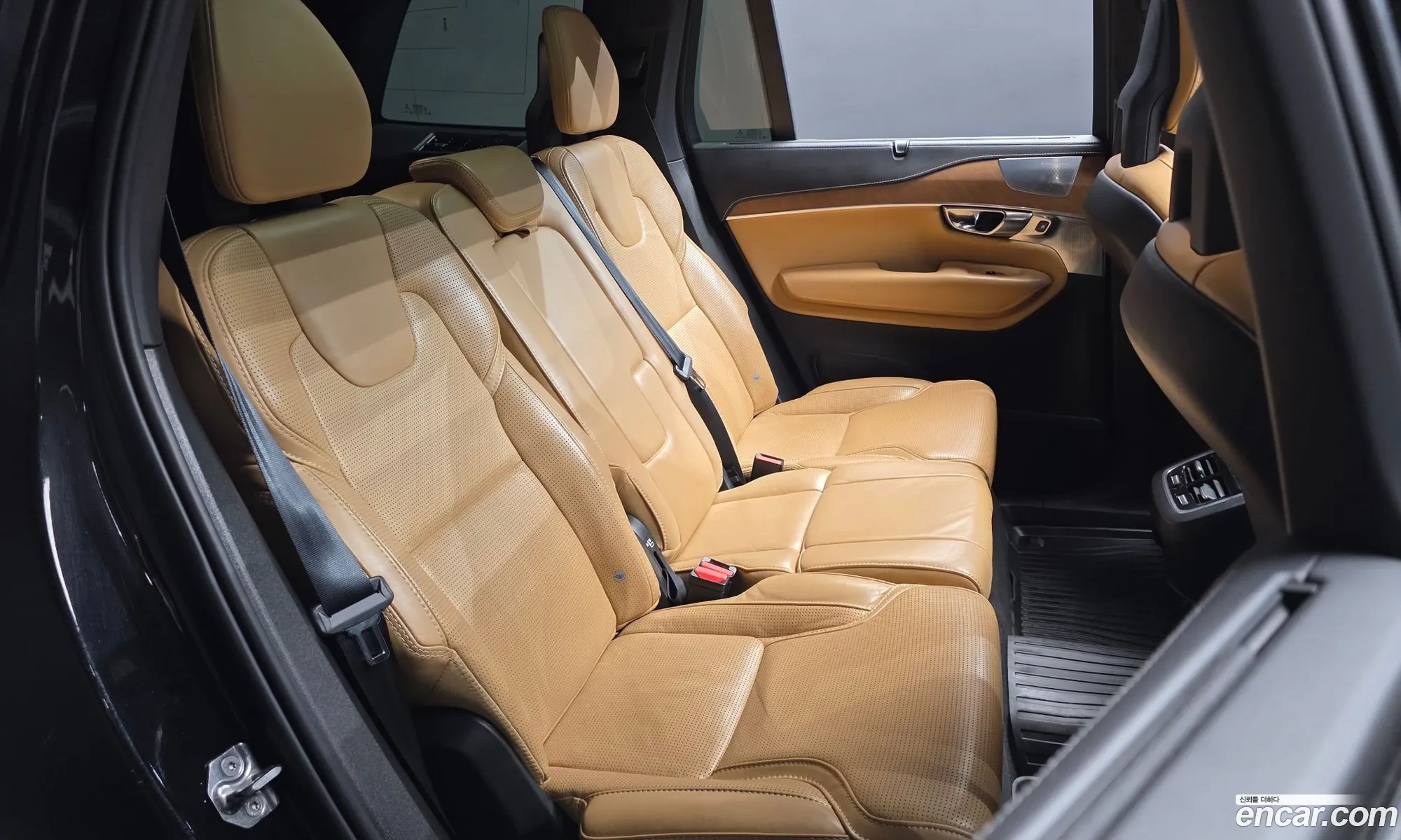 Volvo XC90 2020 YV1LFA22CL1602614 — 4