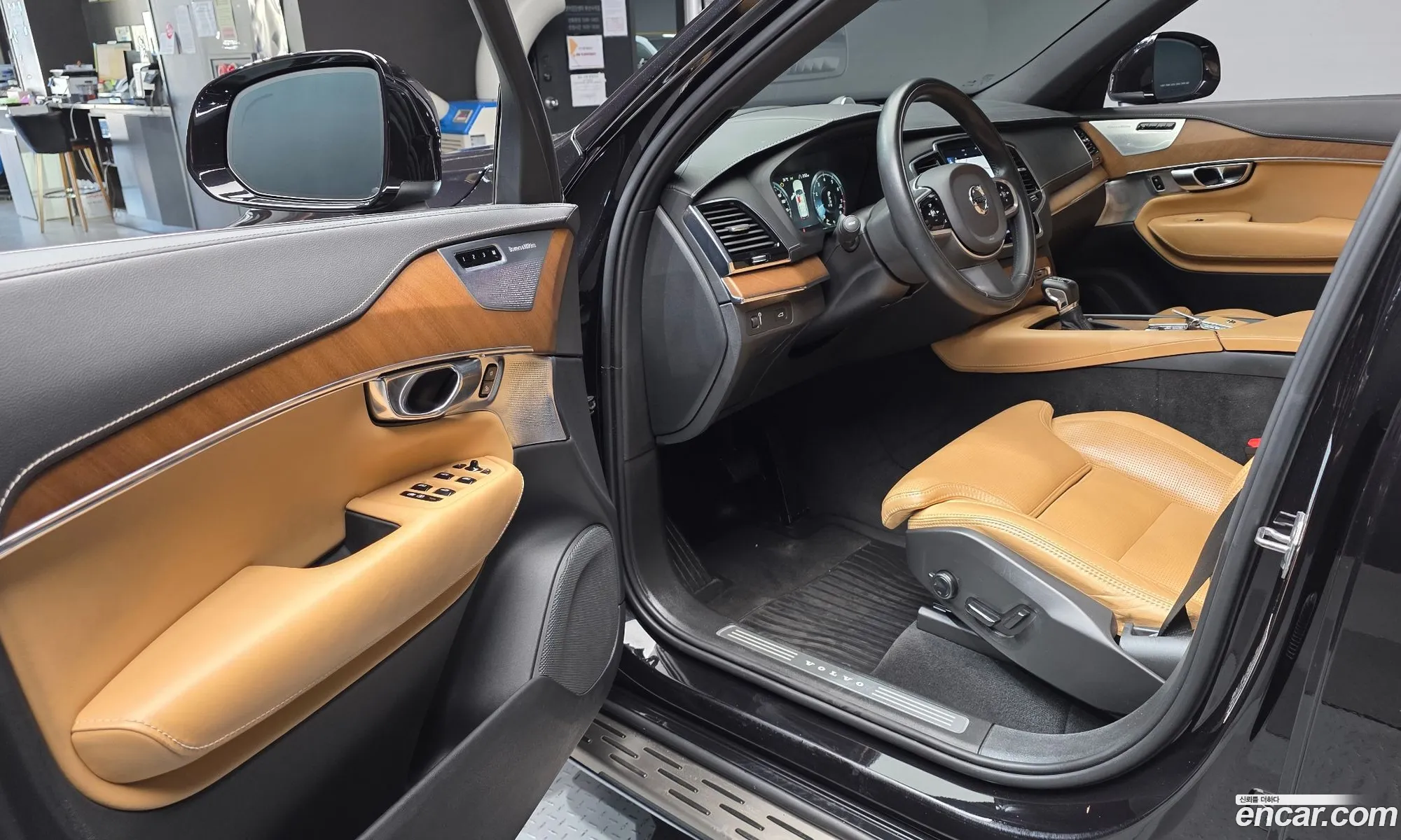 Volvo XC90 2020 YV1LFA22CL1602614 — 12