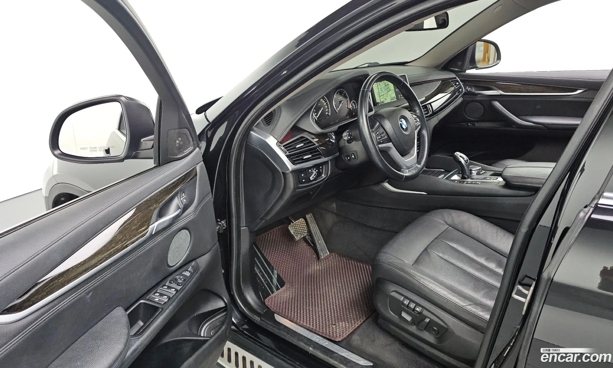 BMW X6 2015 WBAKV2100F0N22038 — 17
