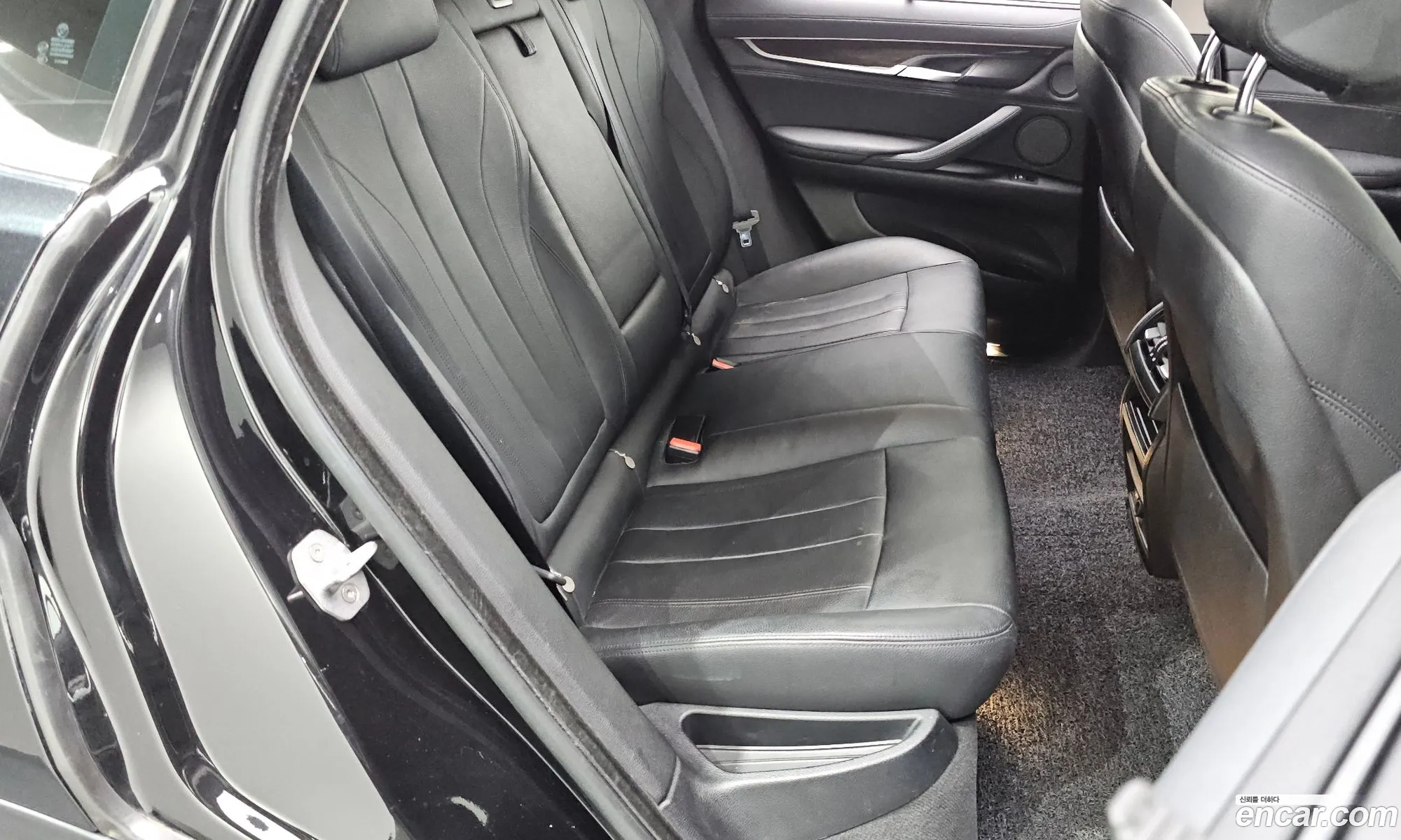 BMW X6 2015 WBAKV2100F0N22038 — 2
