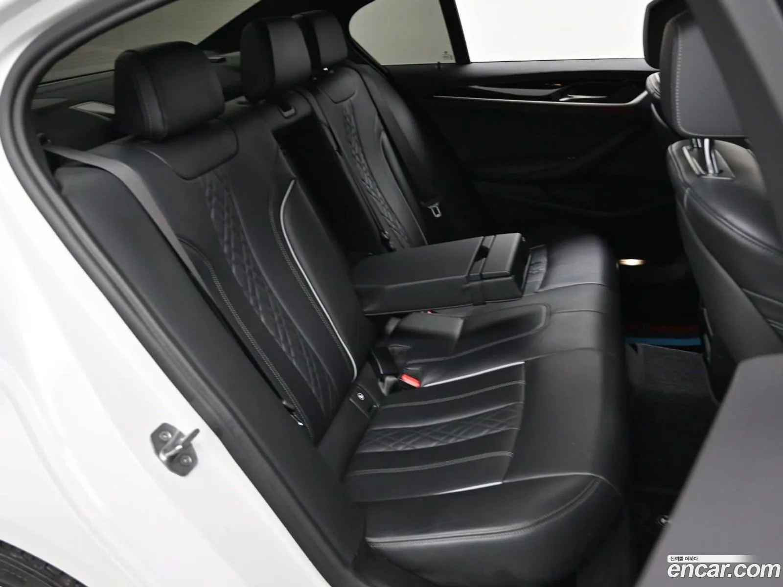 BMW 5 Series 2020 — 14