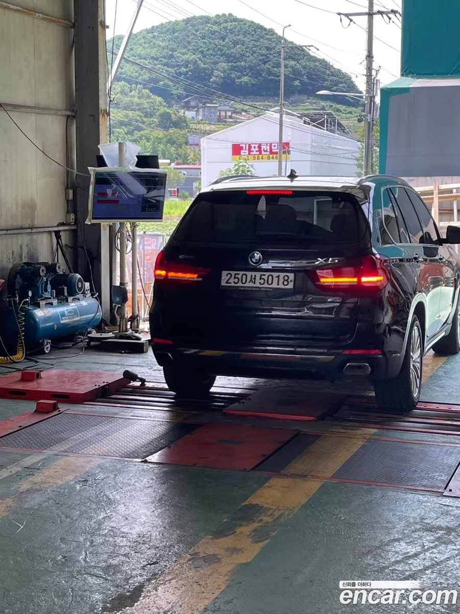 BMW X5 2016 — 14