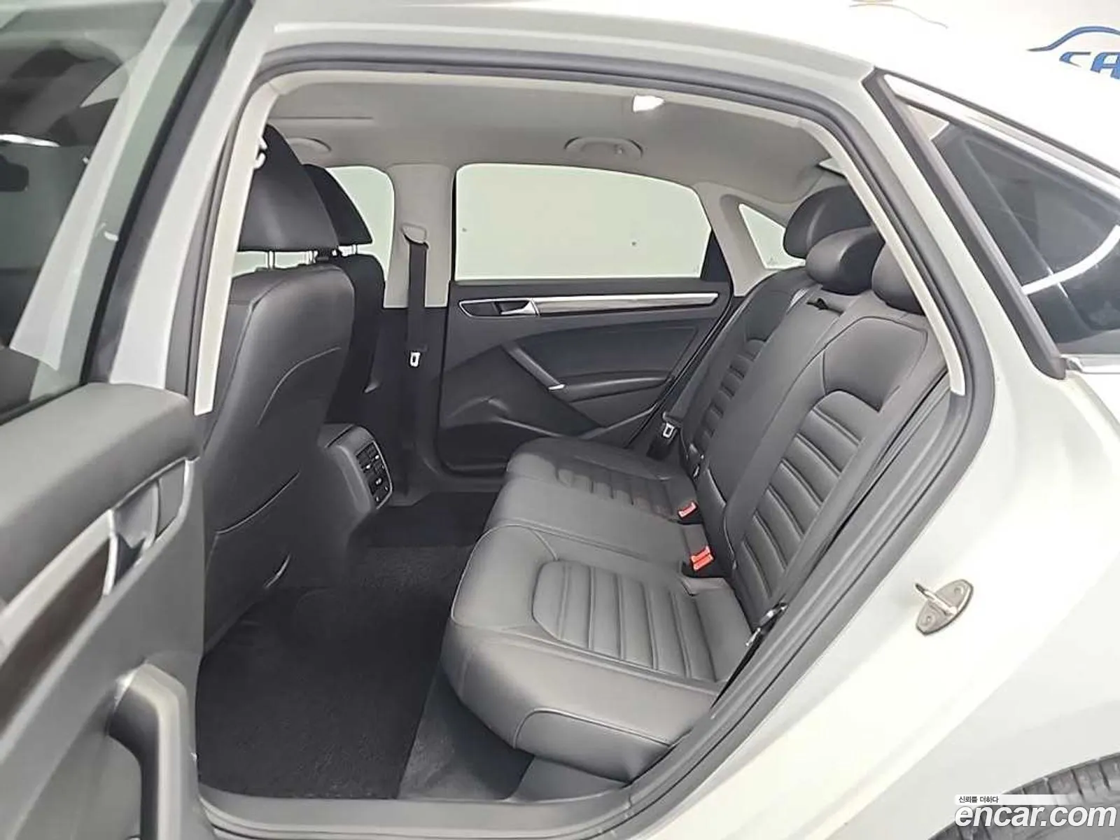 Volkswagen Passat 2018 — 8