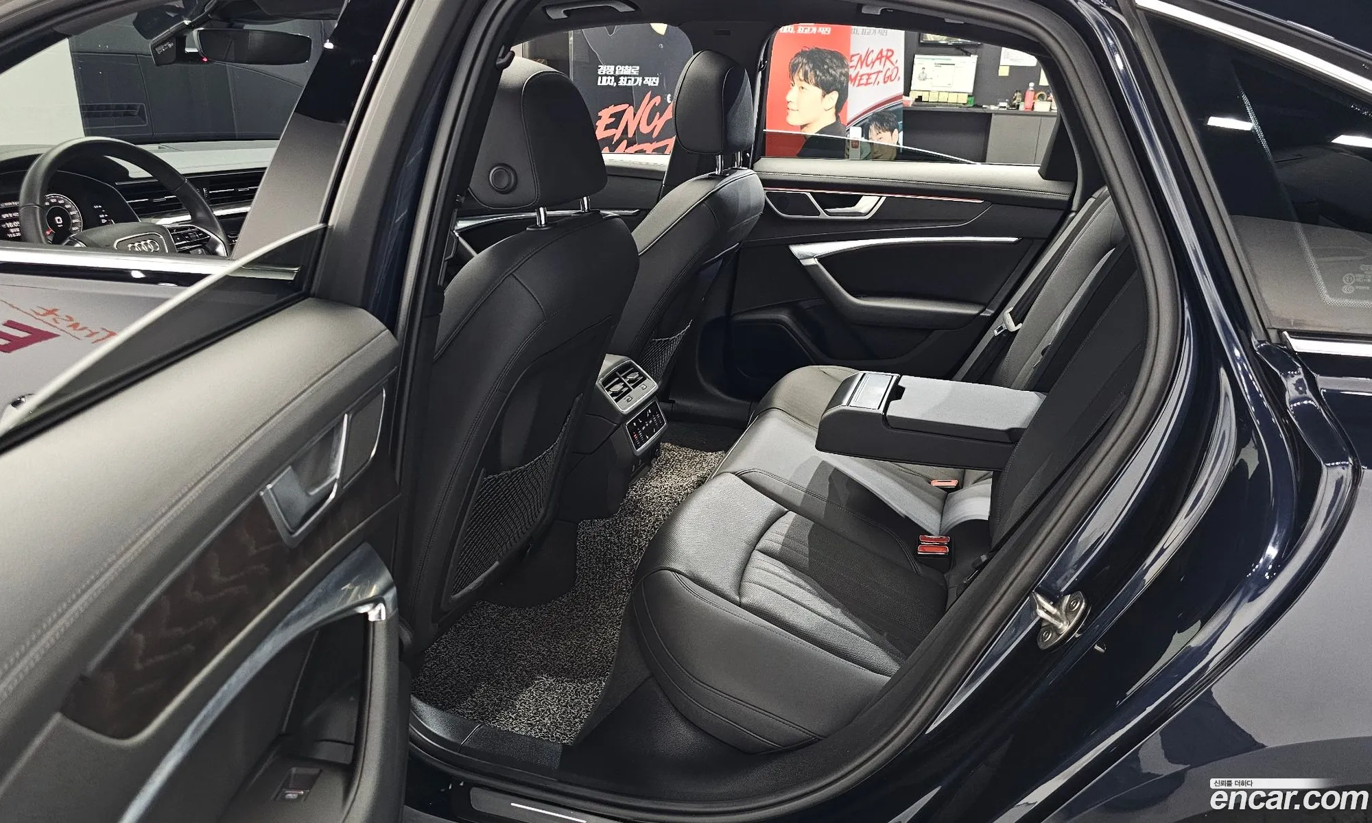 Audi A6 2022 WAUZZZF21NN048415 — 3