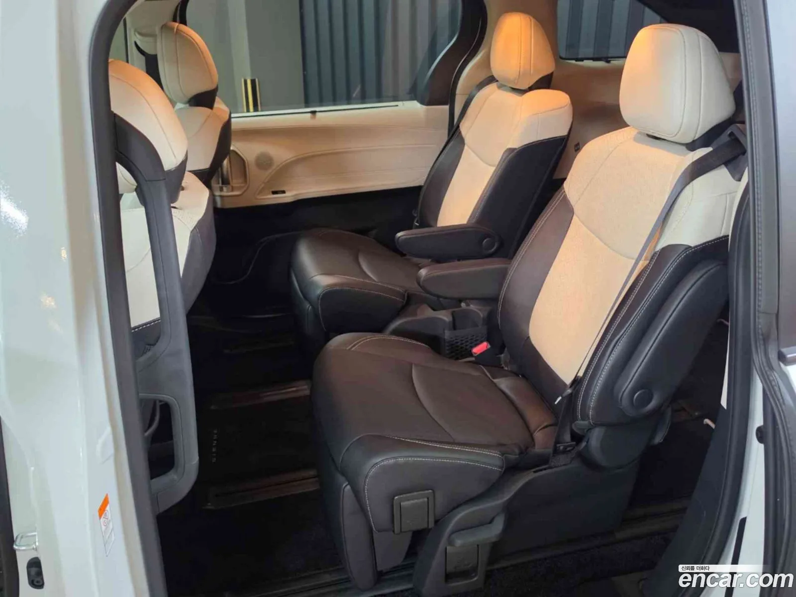 Toyota Sienna 2025 — 11