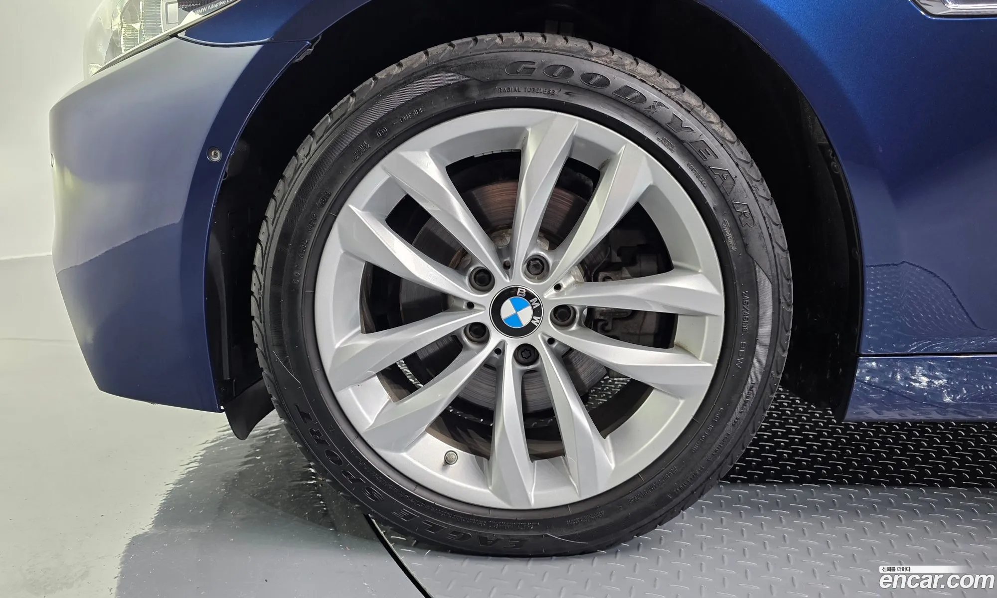 BMW 5 Series 2016 WBA5E7109GG156745 — 8