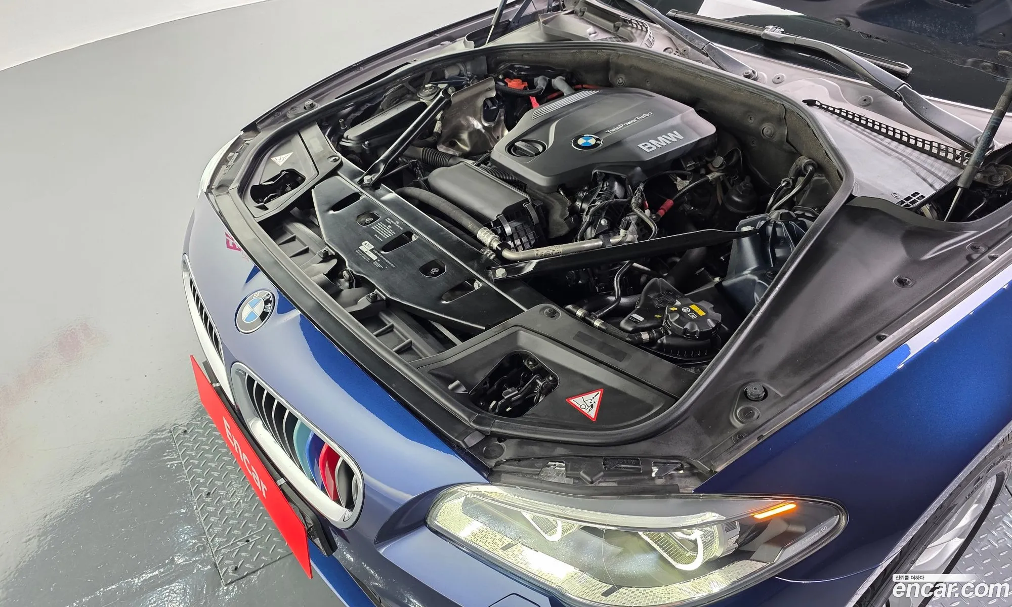 BMW 5 Series 2016 WBA5E7109GG156745 — 17