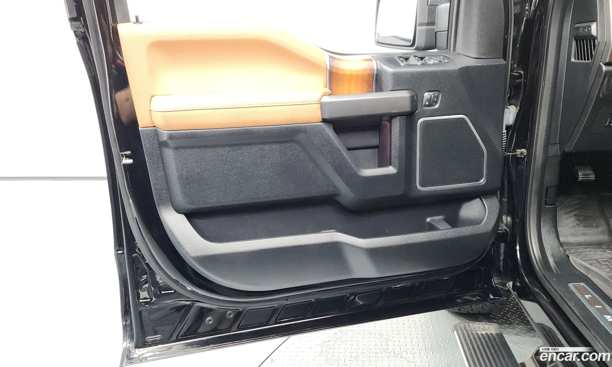 Ford F-150 2017 1FTEW1EG1HFB83868 — 34