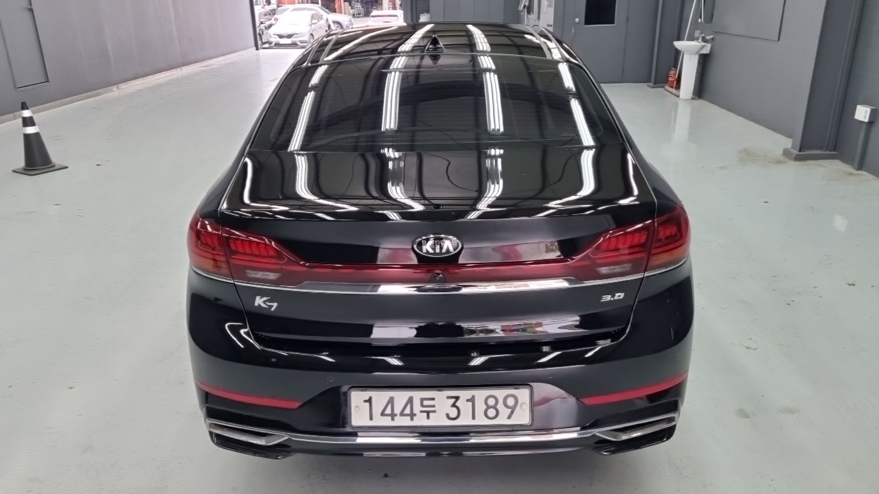 Kia K7 Premier 2019 — 2