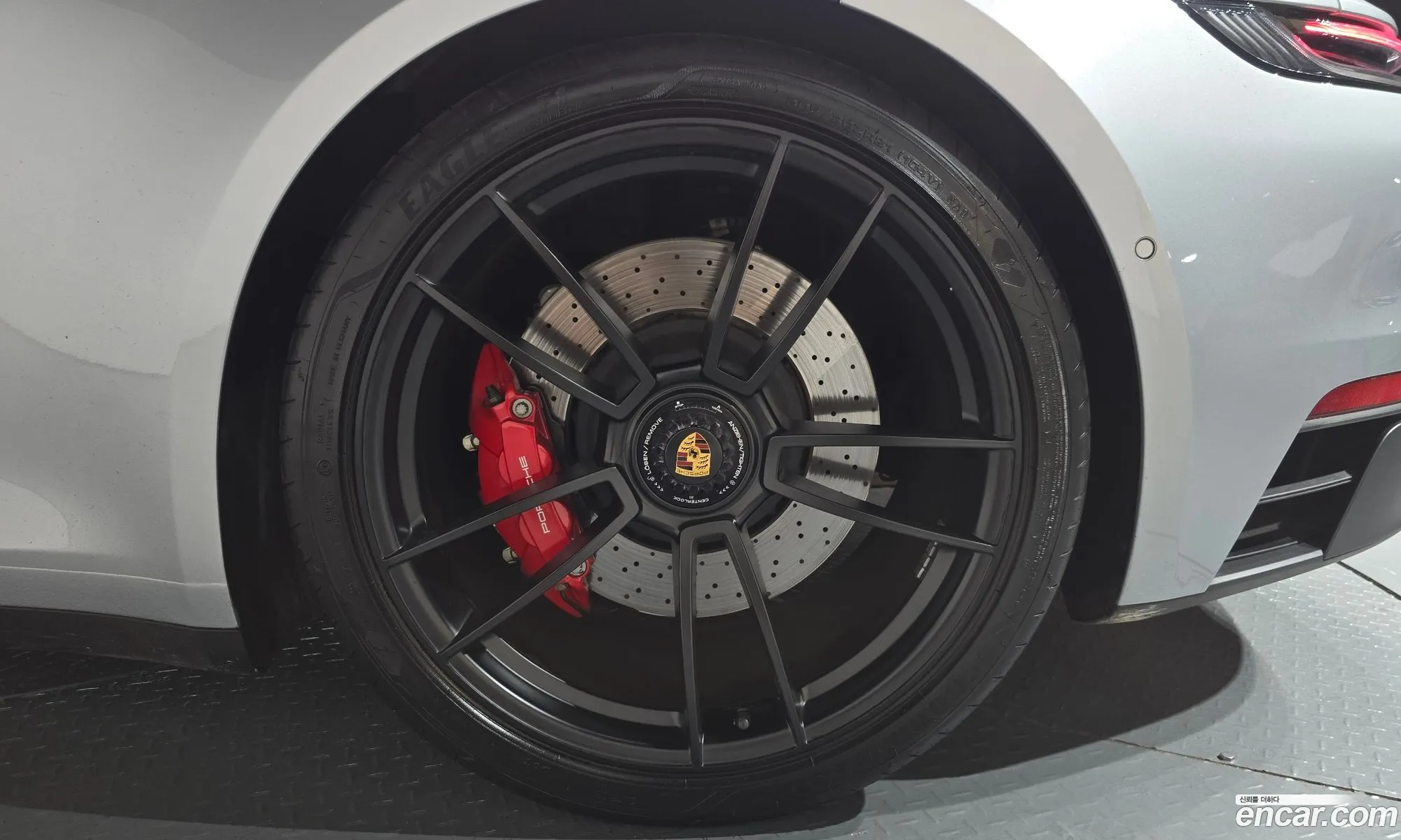 Porsche 911 2022 WP0CB2993NS244192 — 25