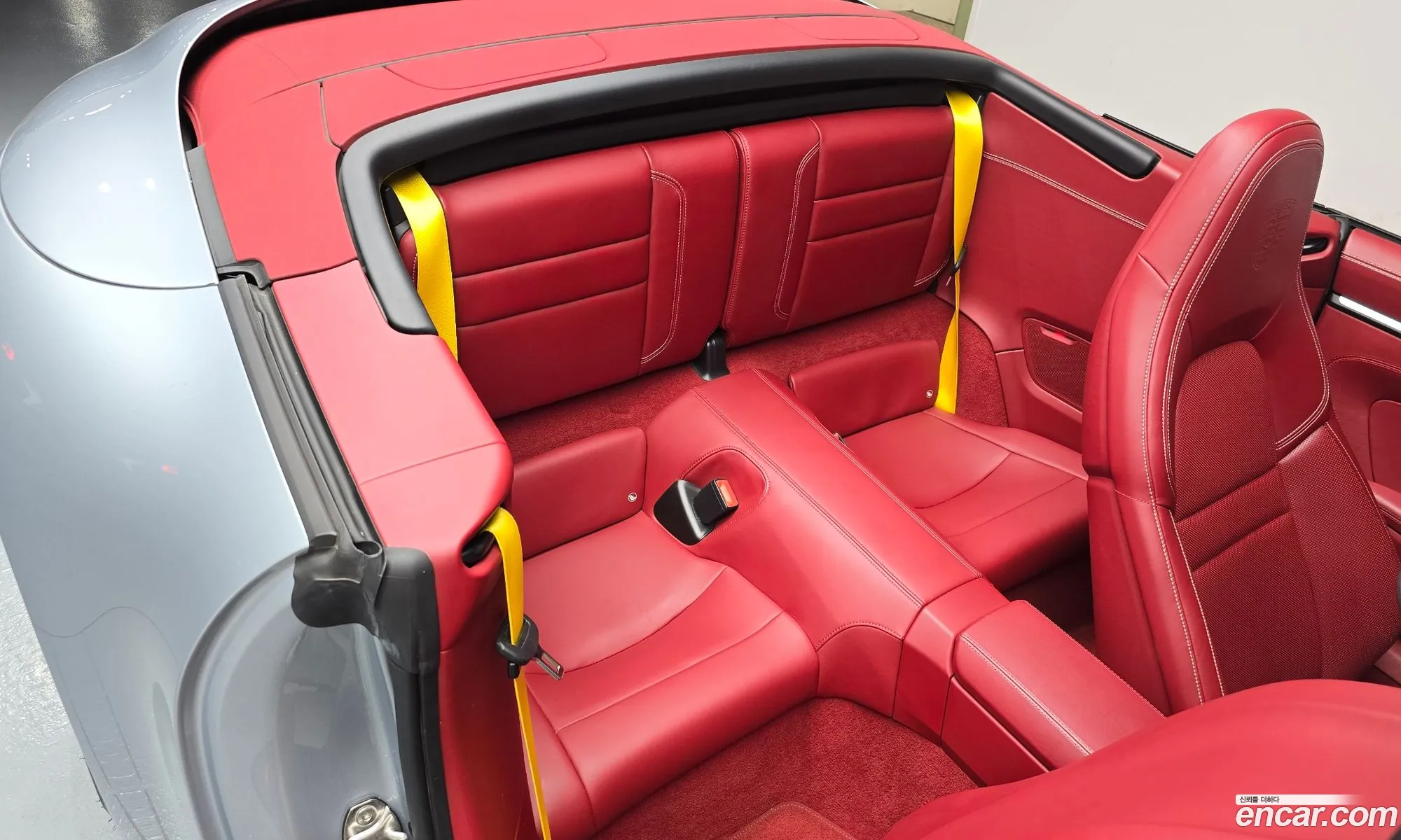 Porsche 911 2022 WP0CB2993NS244192 — 19