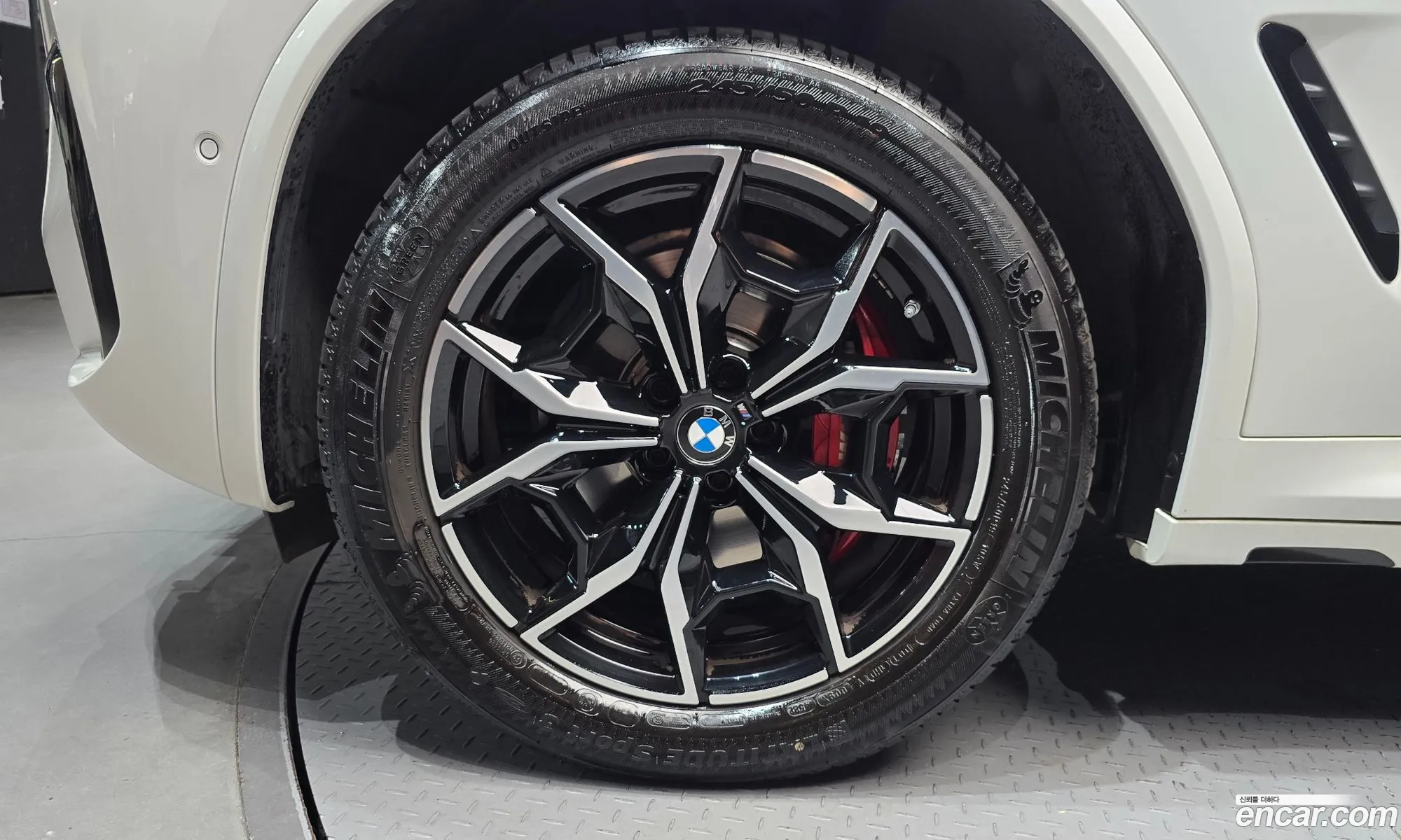 BMW X3 2024 WBA31DP04R9V79457 — 5