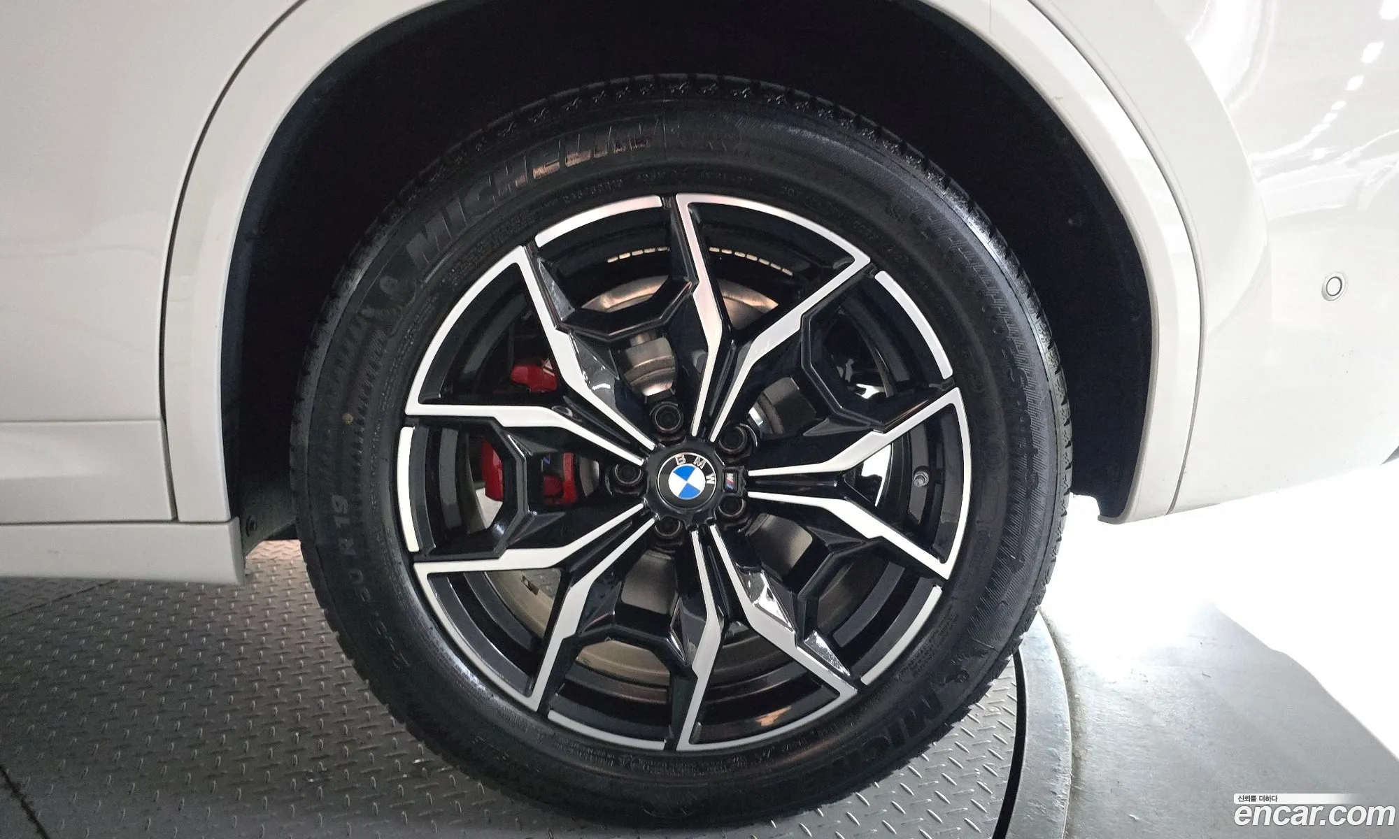 BMW X3 2024 WBA31DP04R9V79457 — 22