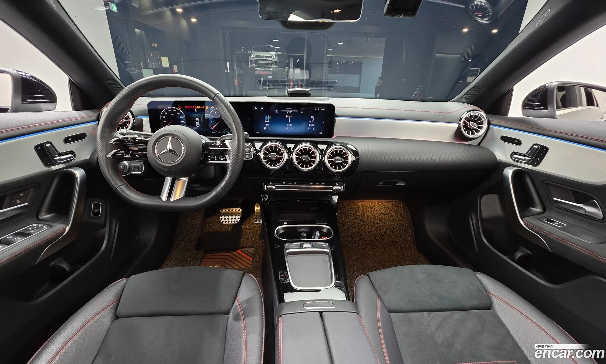 Mercedes-Benz CLA-Class C118 2024 — 31