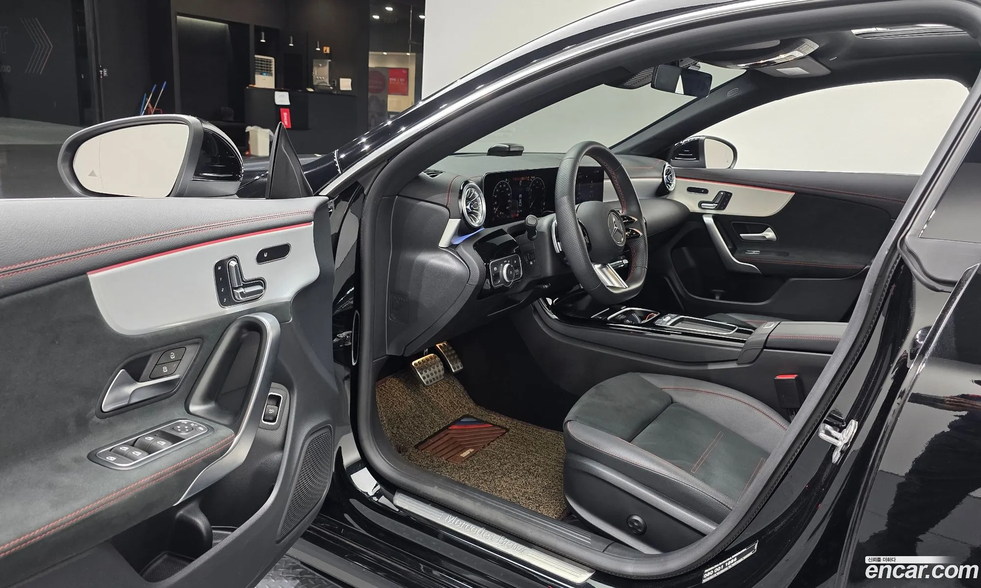 Mercedes-Benz CLA-Class C118 2024 — 4