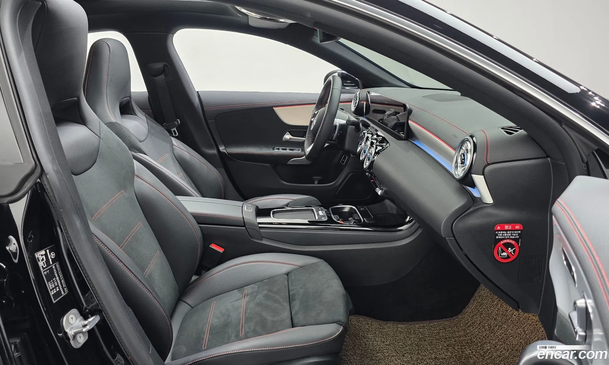 Mercedes-Benz CLA-Class C118 2024 — 23