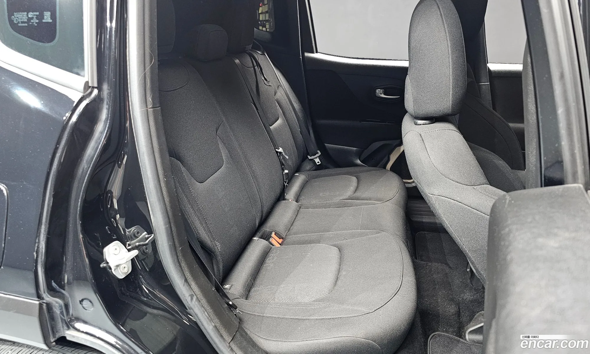 Jeep Renegade 2017 1C4BU0000HPF46314 — 6