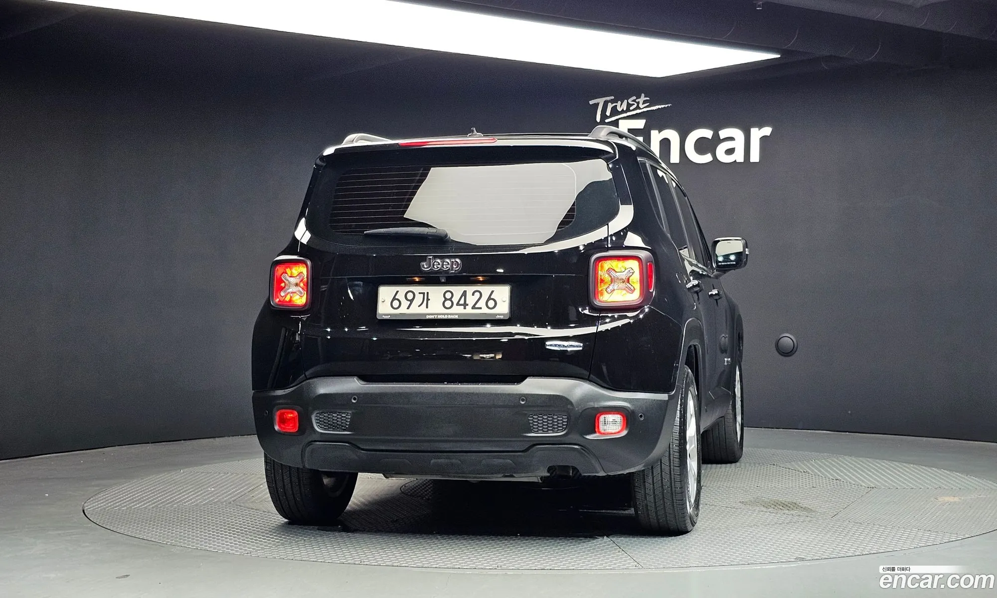 Jeep Renegade 2017 1C4BU0000HPF46314 — 9