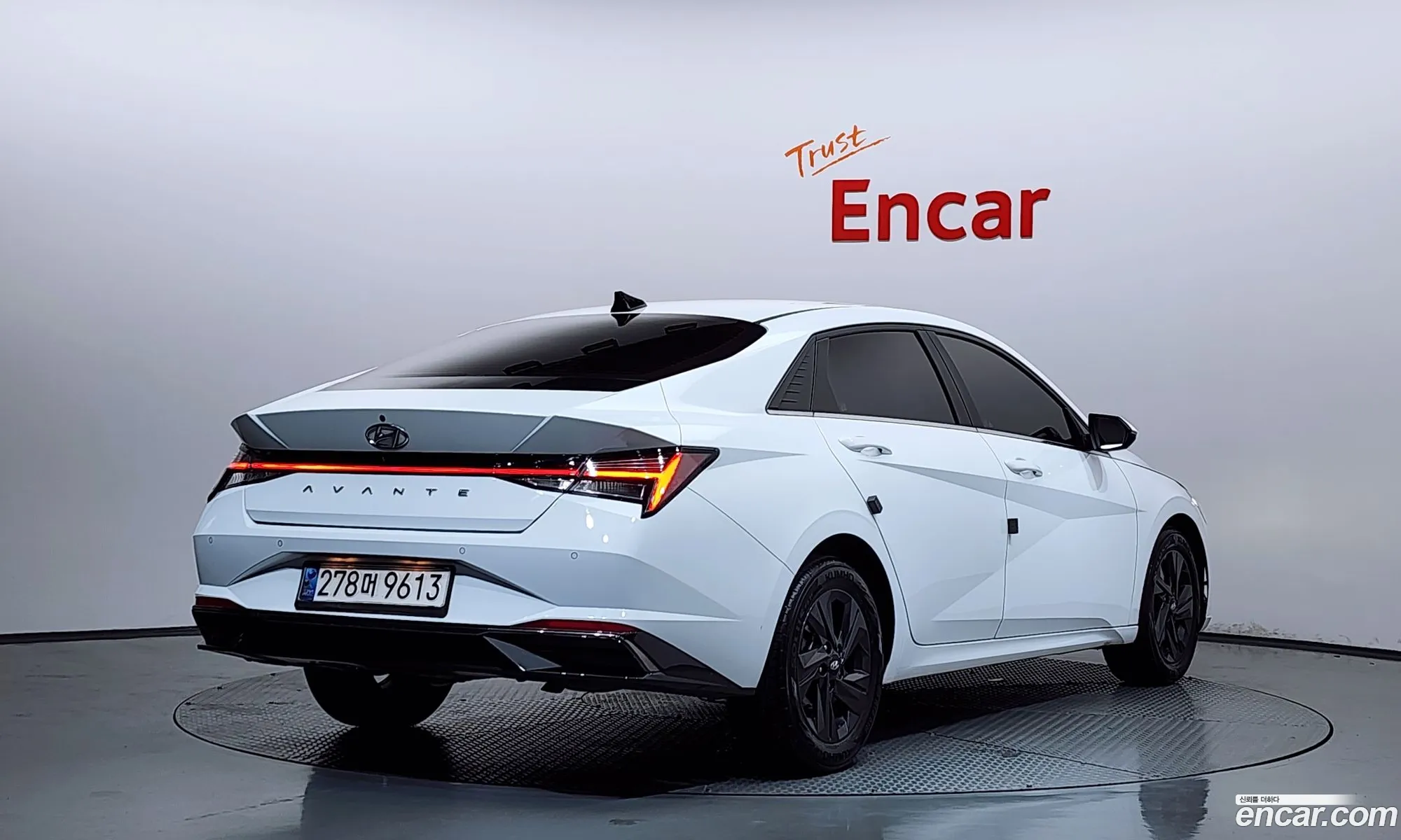 Hyundai Elantra 2020 — 4