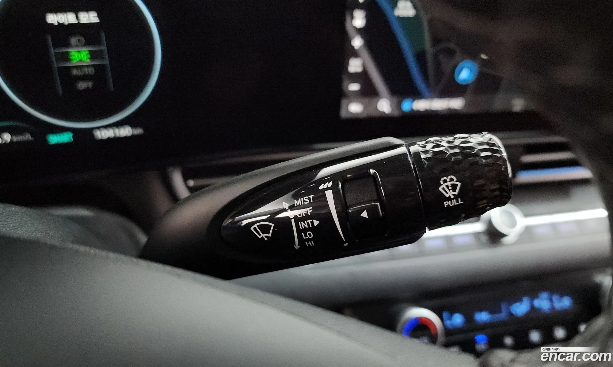 Hyundai Elantra 2020 — 18
