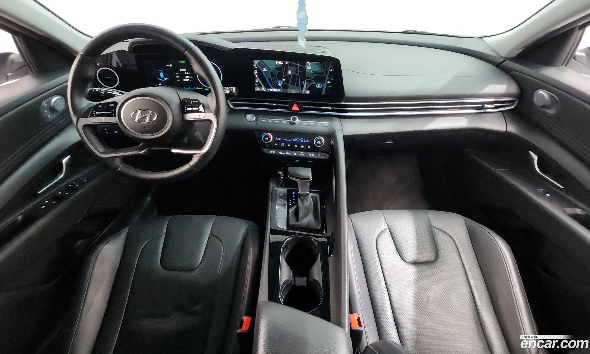 Hyundai Elantra 2020 — 30
