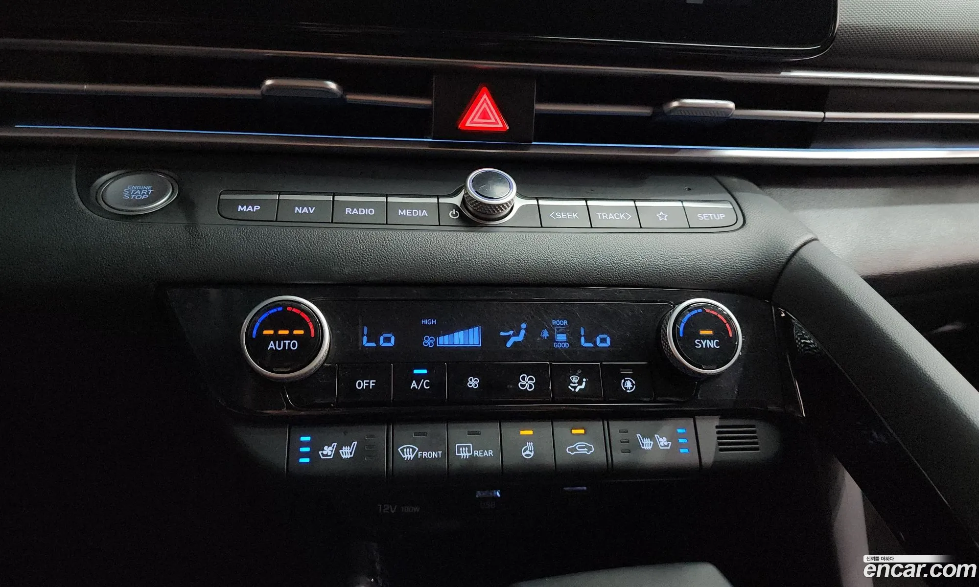Hyundai Elantra 2020 — 19