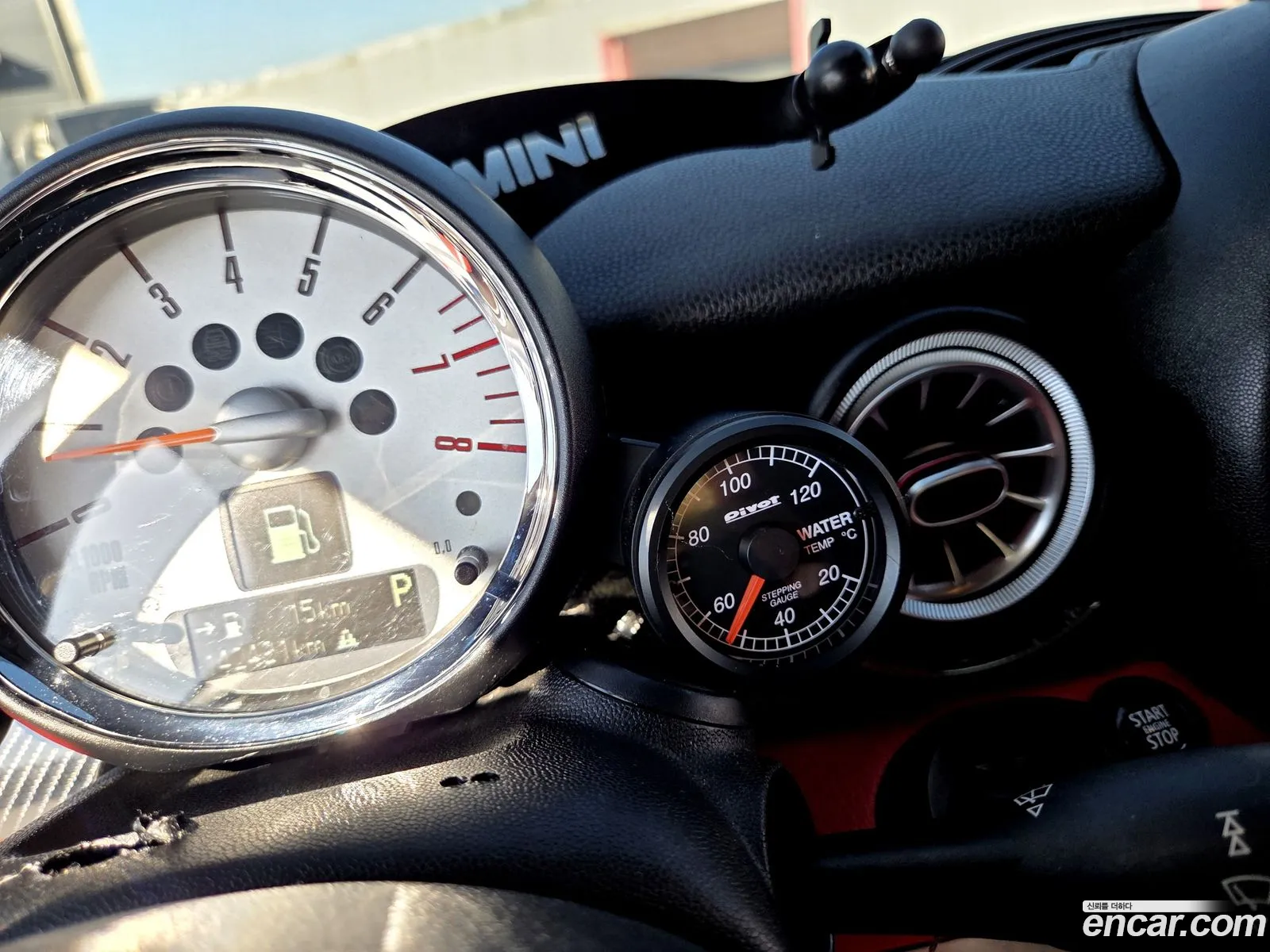 Mini Cooper S Coupe 2011 — 14