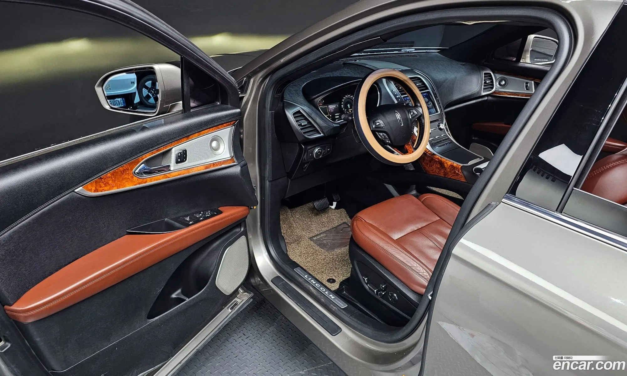 Lincoln MKX 2016 2LMPJ8LP4GBL72582 — 12