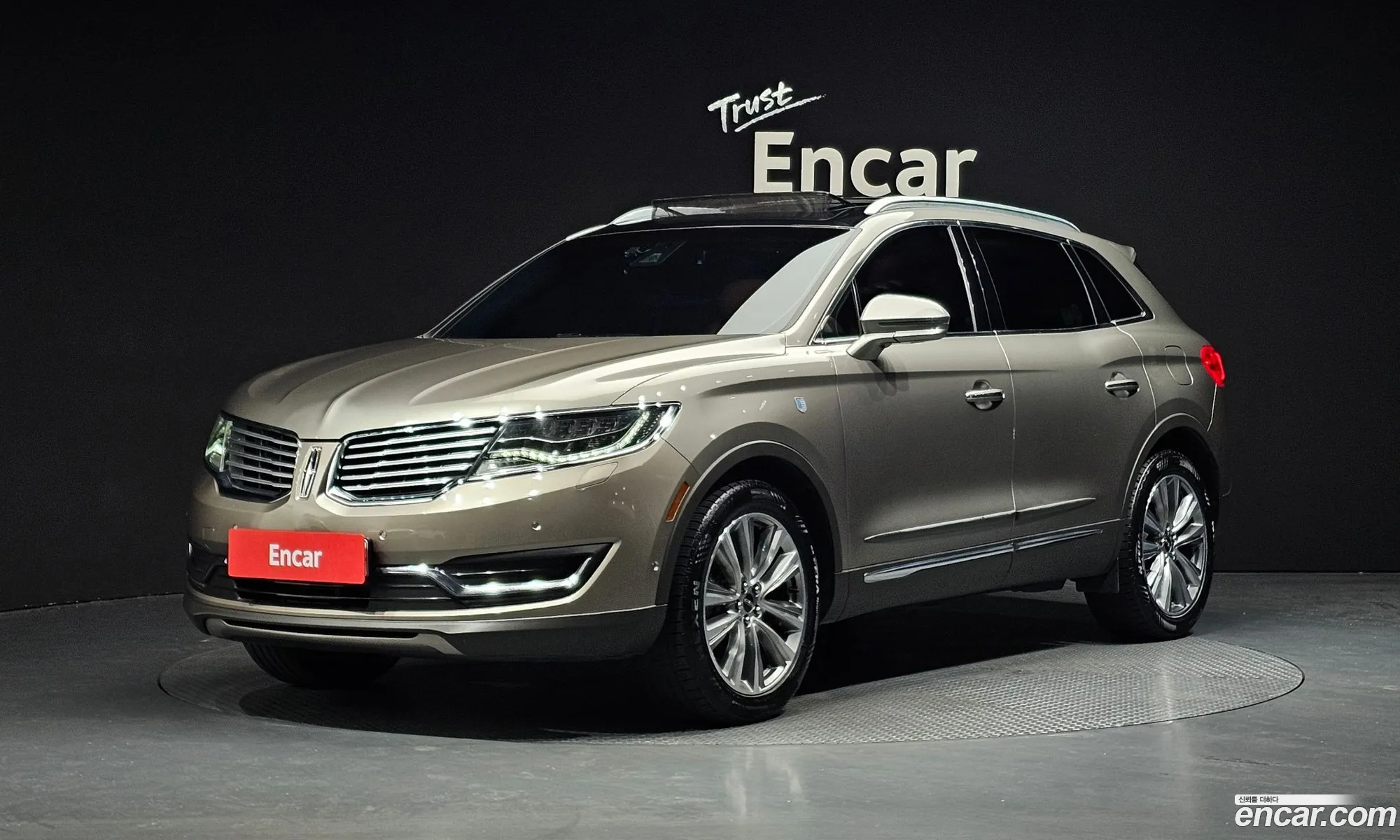 Lincoln MKX 2016 2LMPJ8LP4GBL72582 — 18