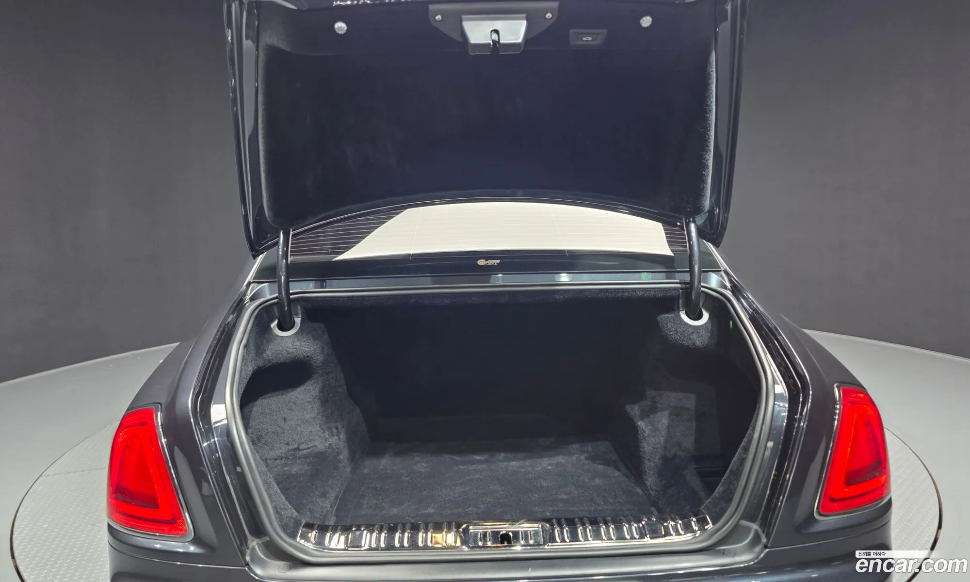 Rolls-Royce Ghost 2016 SCA664L09GUX69649 — 5