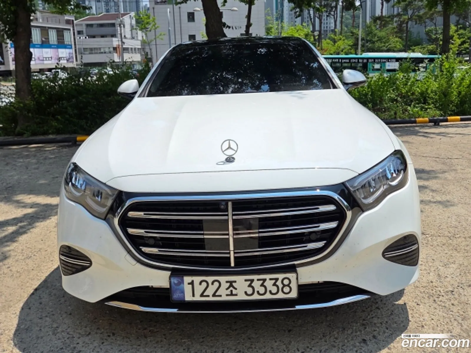 Mercedes-Benz E-Class W214 2024 — 10