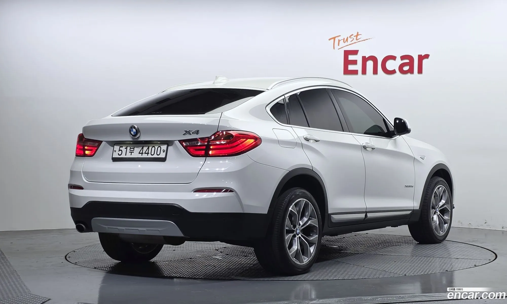 BMW X4 2015 — 18