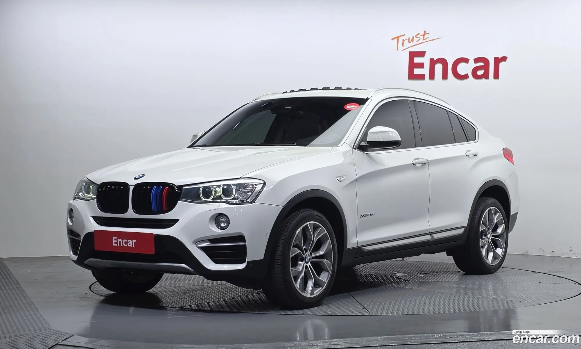 BMW X4 2015 — 12