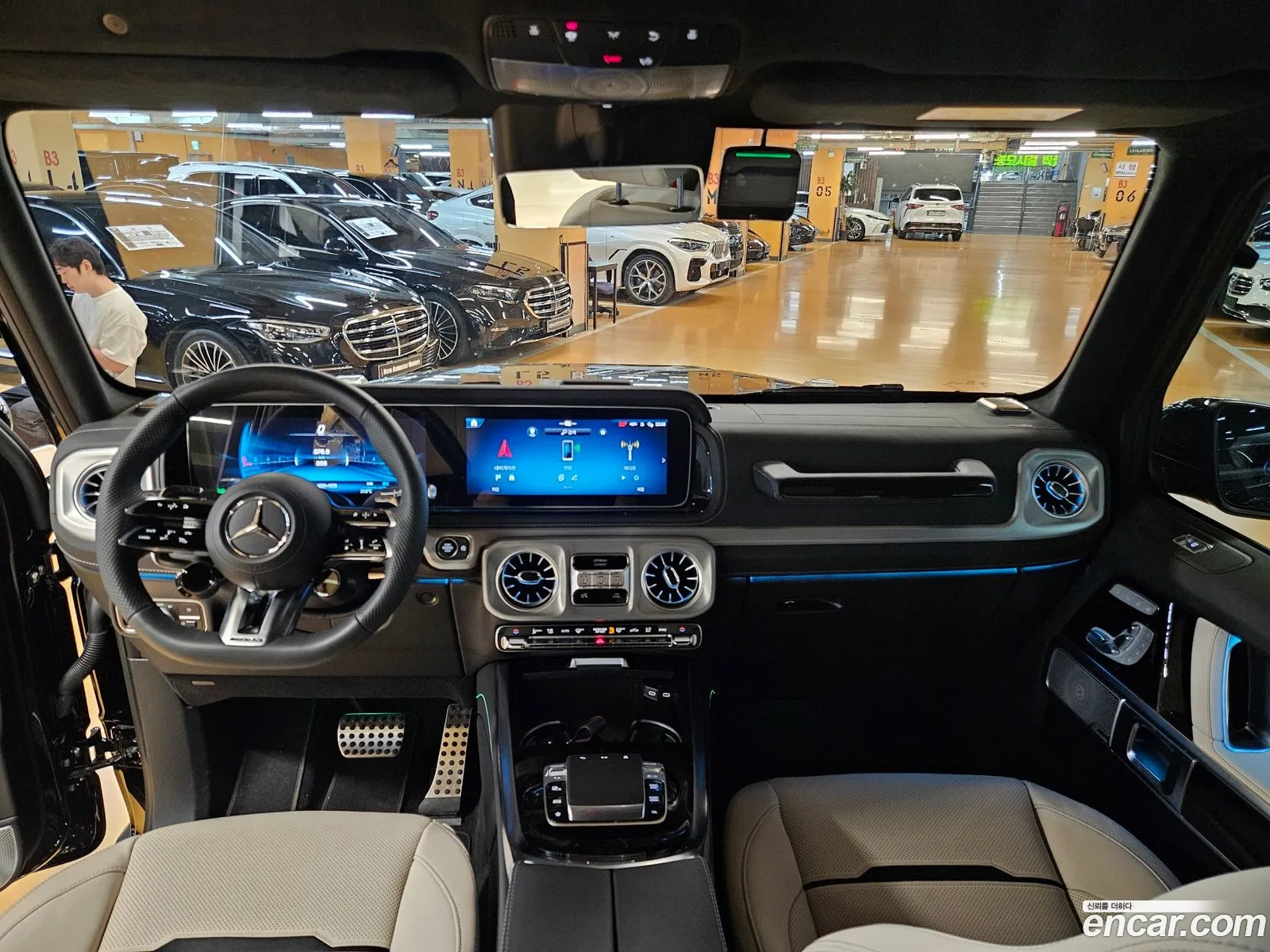 Mercedes-Benz G-Class W465 2026 — 11