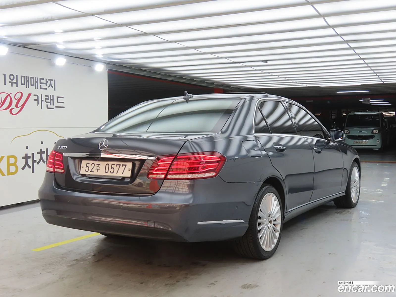 Mercedes-Benz E-Class W212 2015 — 4
