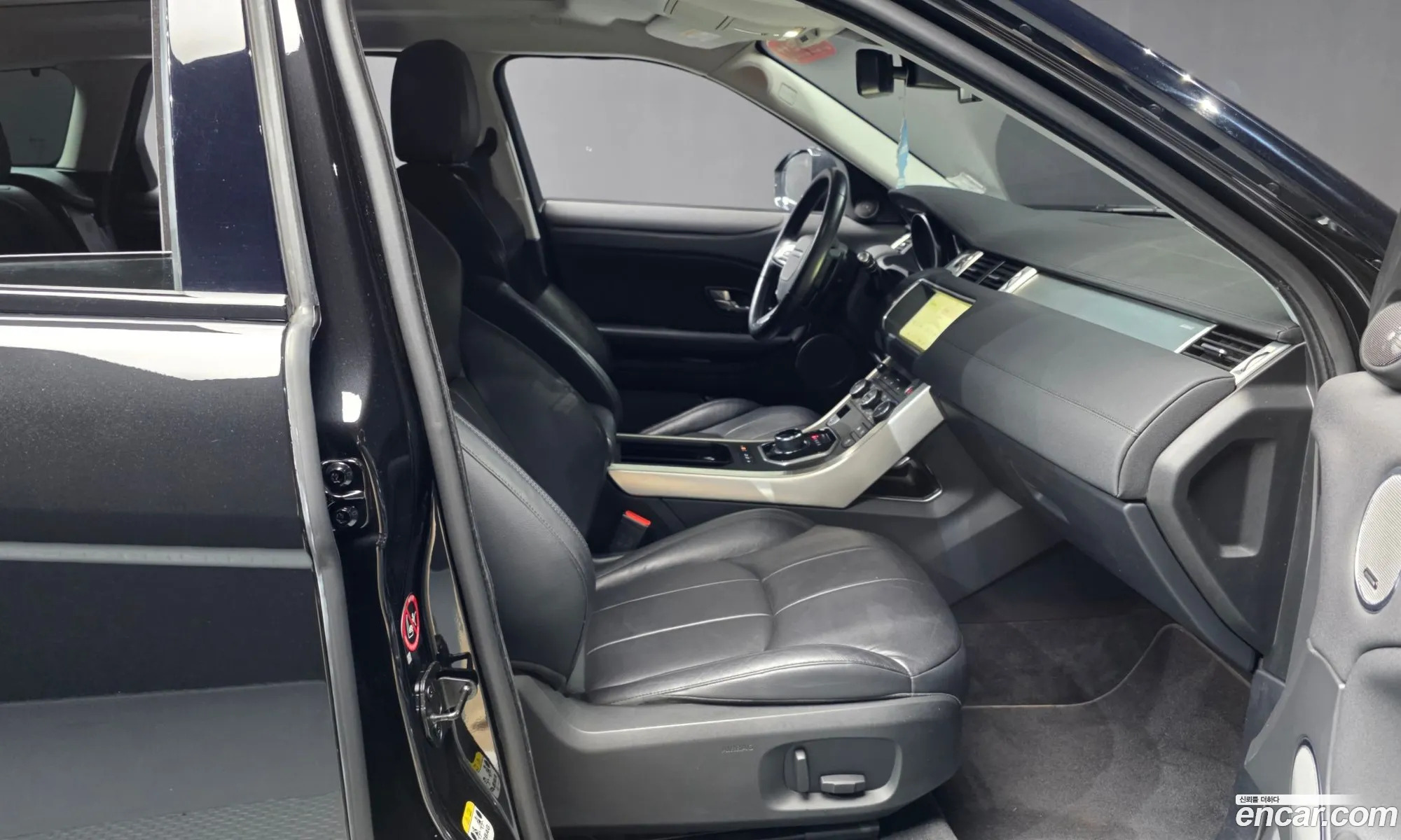 Land Rover Range Rover Evoque 2019 SALVA2BN9KH324892 — 9