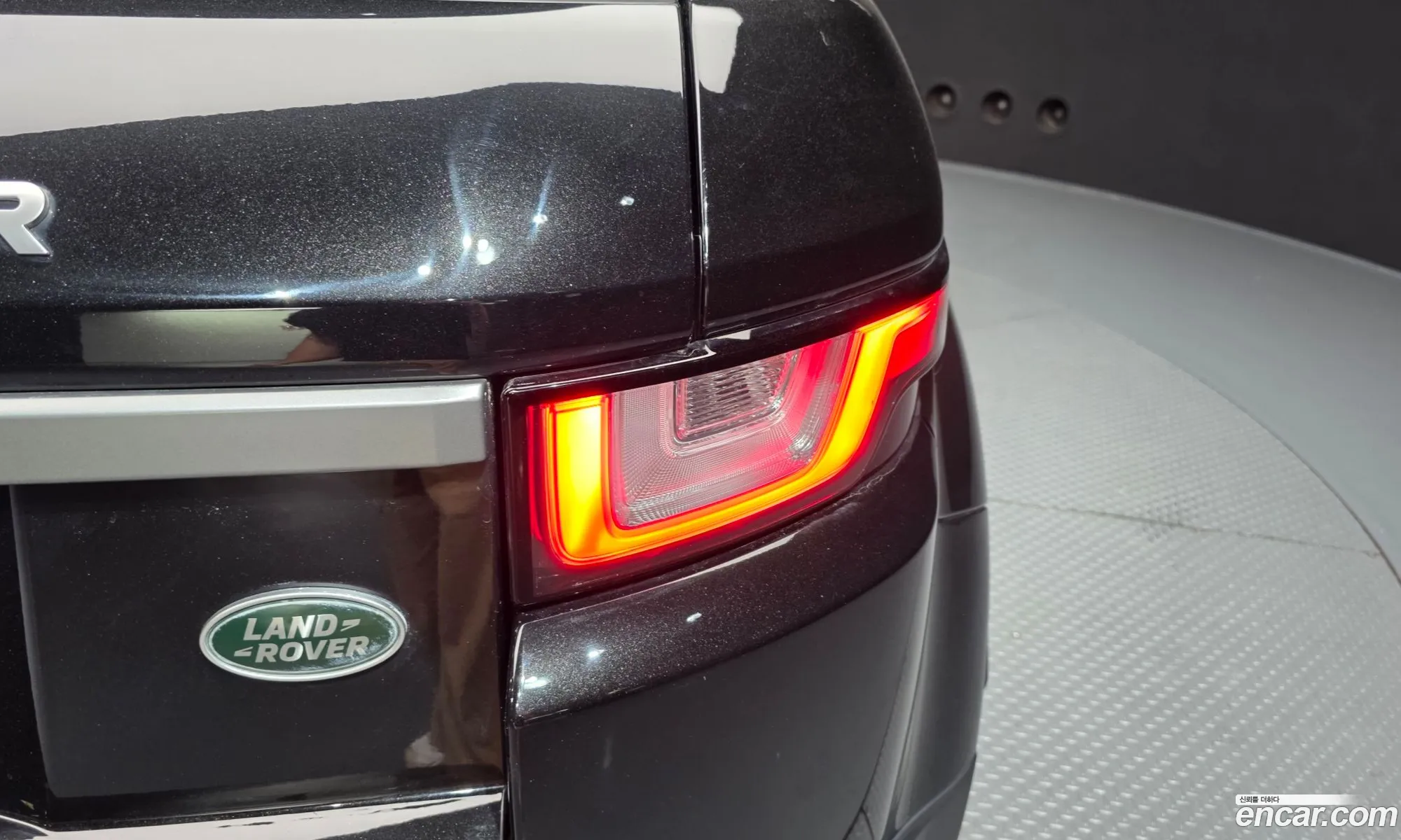 Land Rover Range Rover Evoque 2019 SALVA2BN9KH324892 — 2