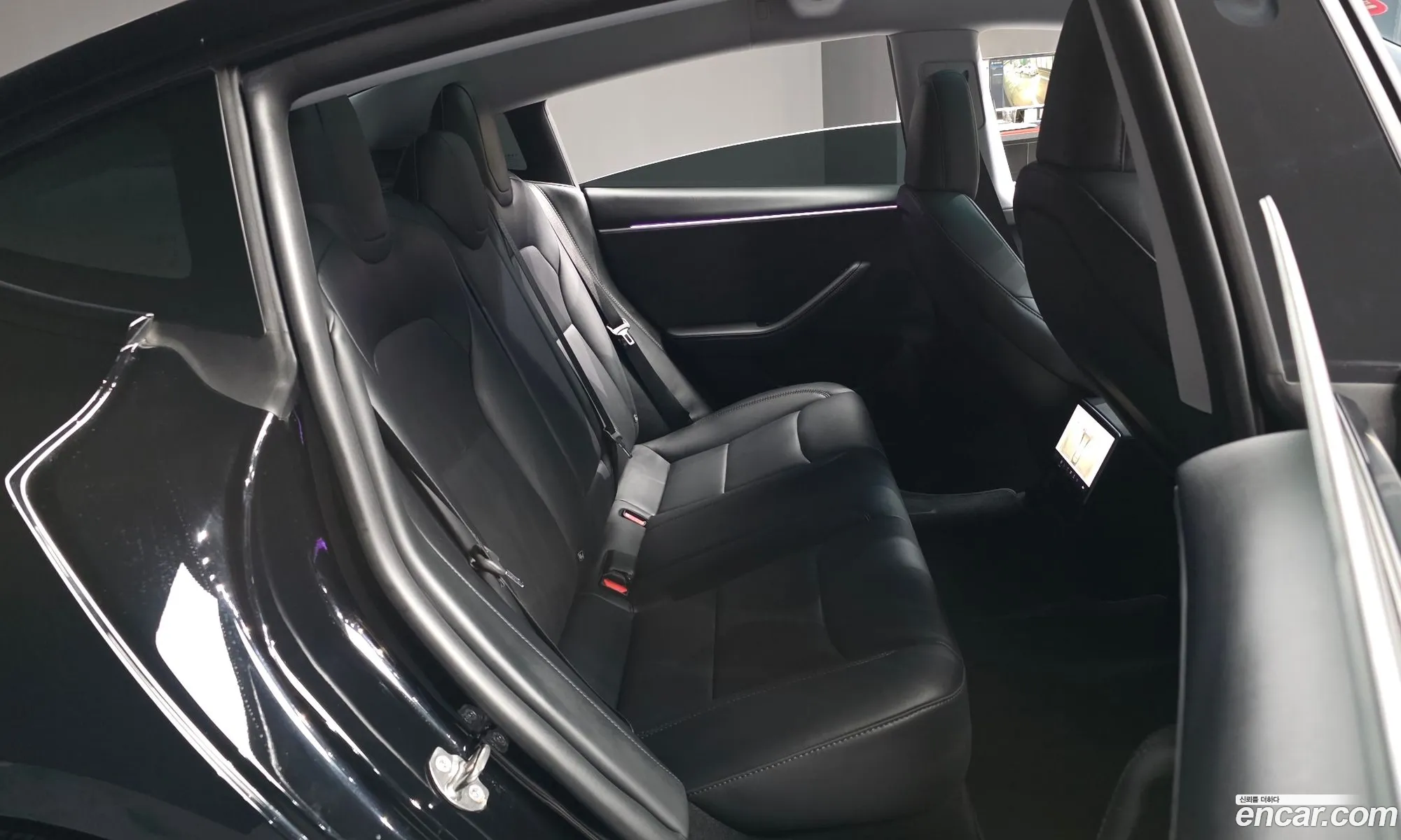 Tesla Model 3 2024 — 15