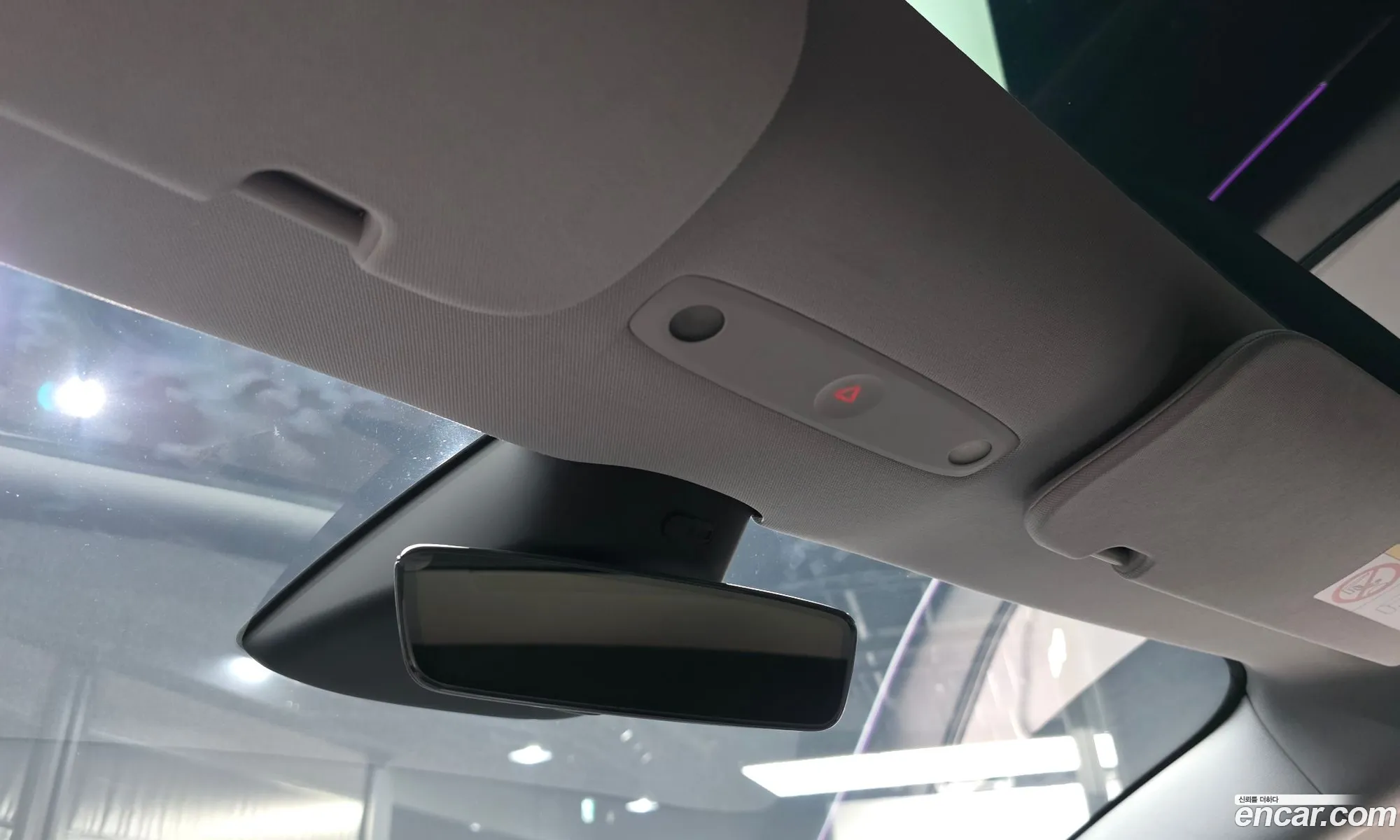 Tesla Model 3 2024 — 2