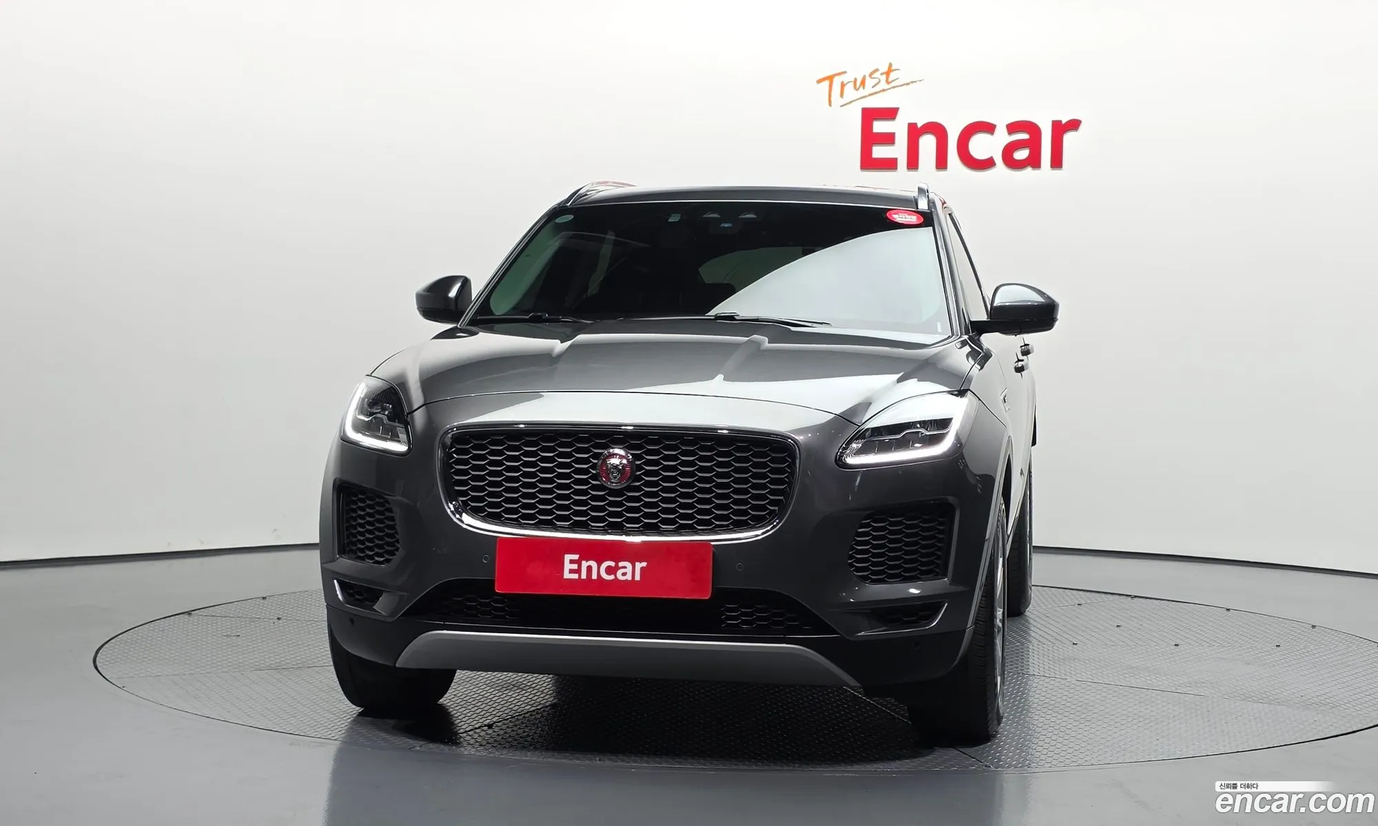 Jaguar E-Pace 2019 SADFA2BN8K1Z73219 — 26