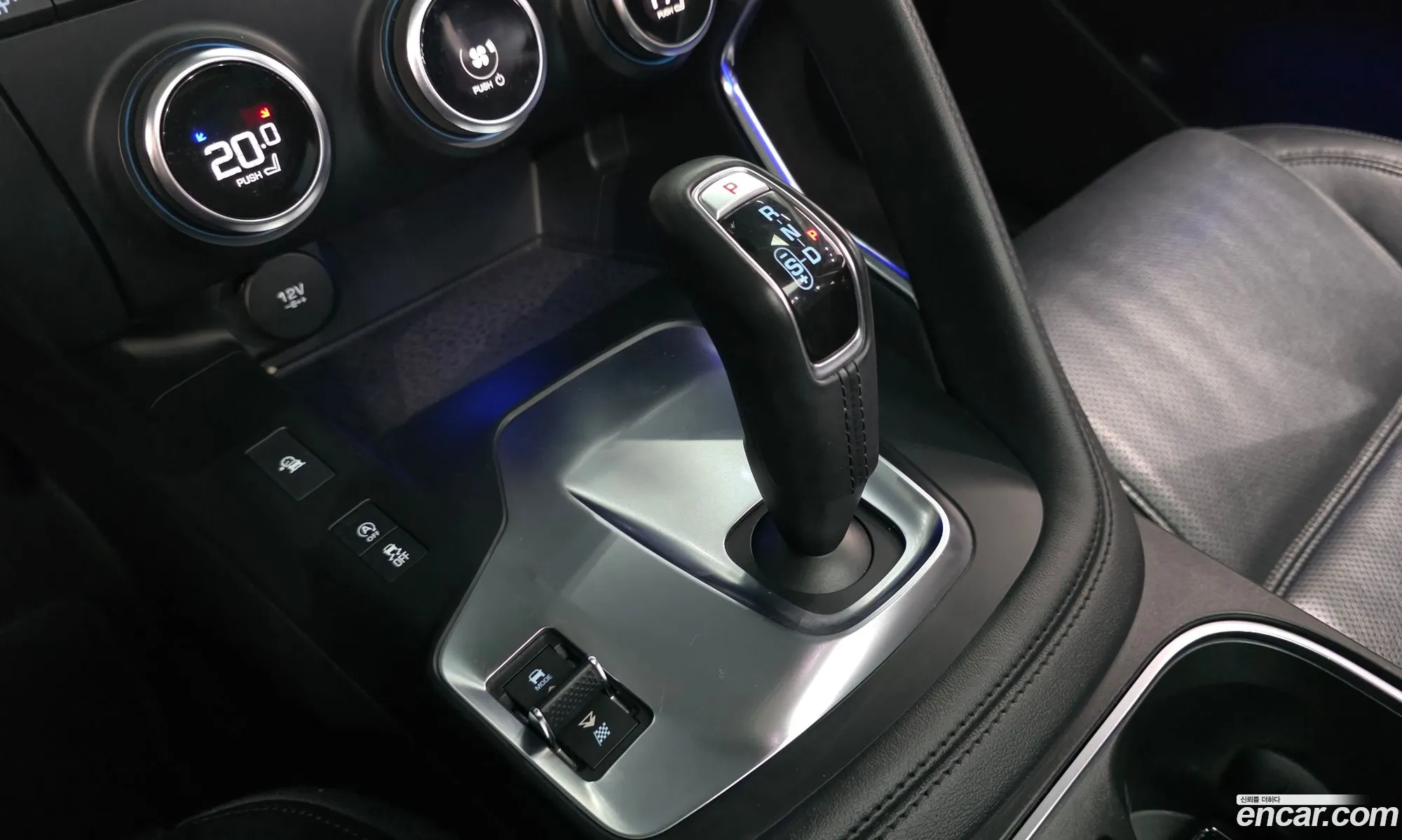 Jaguar E-Pace 2019 SADFA2BN8K1Z73219 — 23