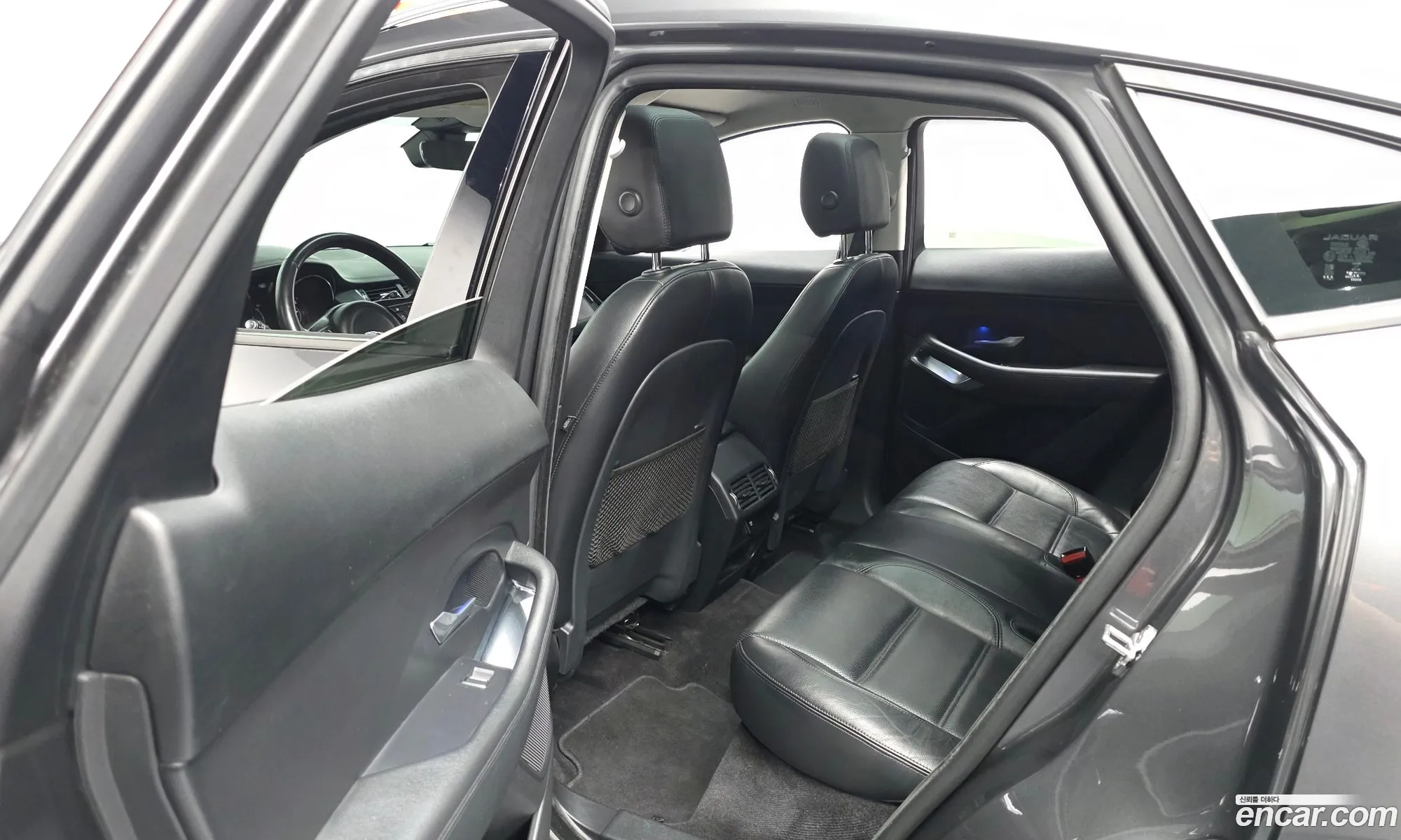 Jaguar E-Pace 2019 SADFA2BN8K1Z73219 — 17