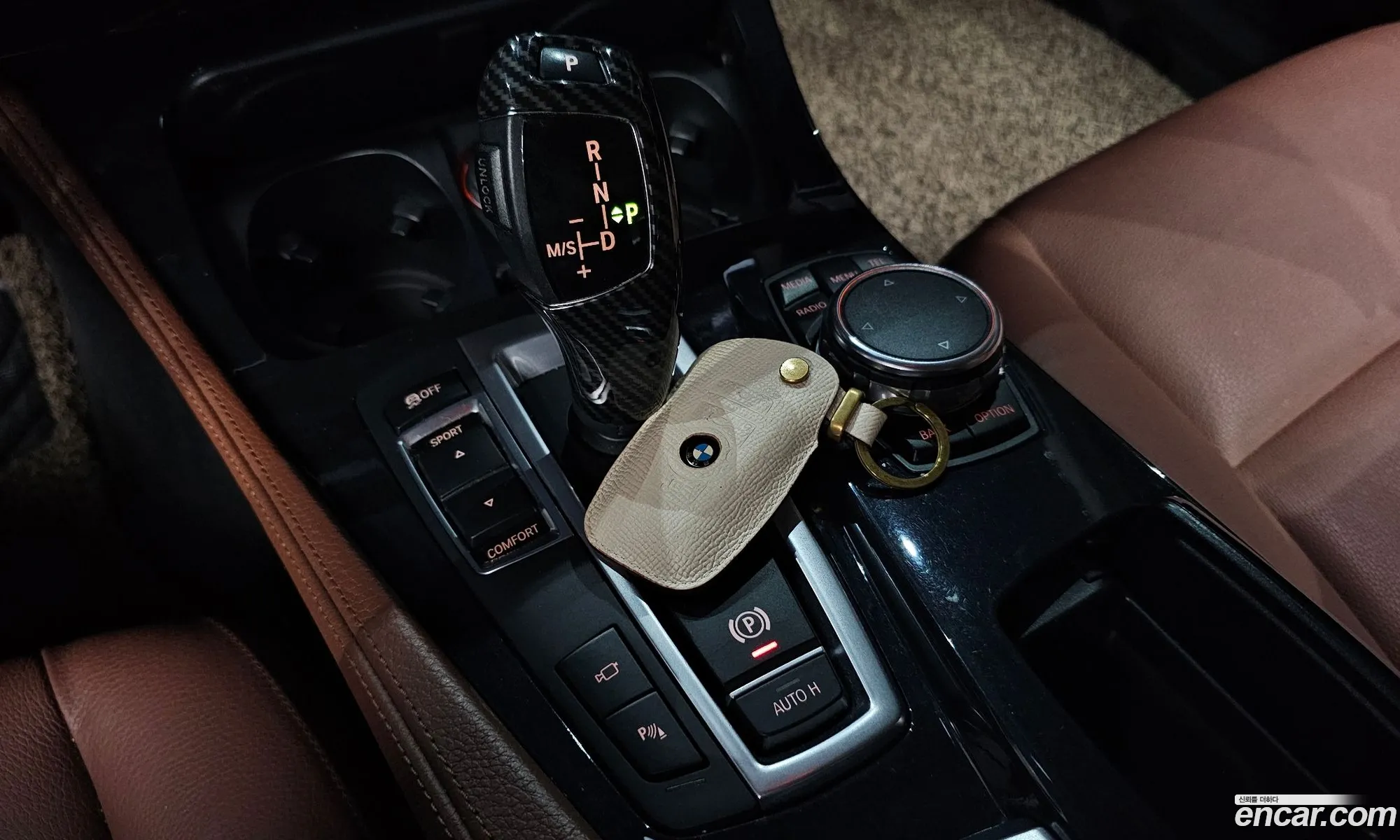 BMW 5 Series 2016 — 18