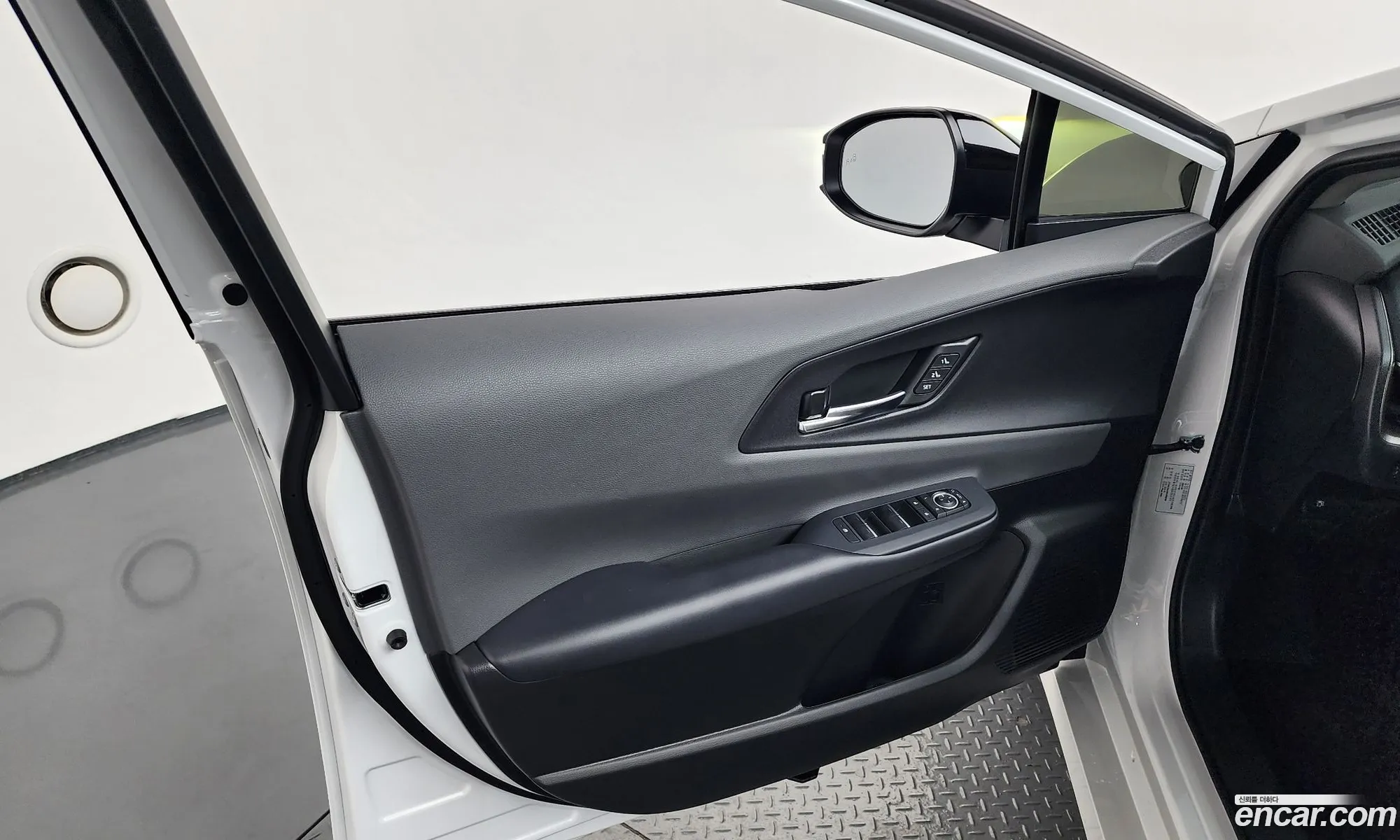 Toyota Prius 2025 JTDACBAU6S3059158 — 7