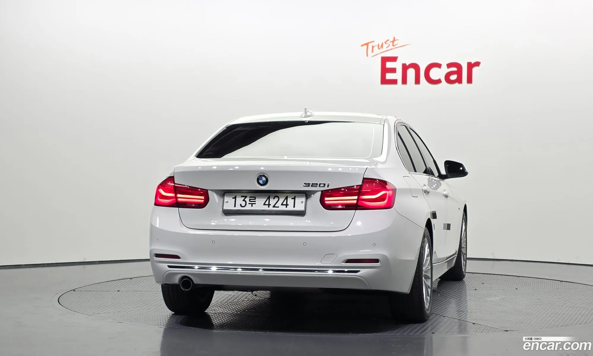 BMW 3 Series 2015 WBA8A9107GK462926 — 9
