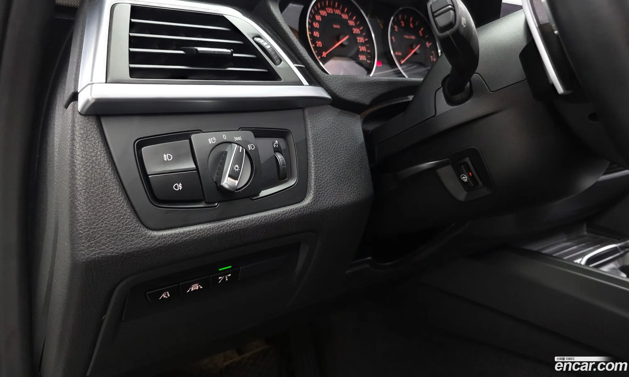 BMW 3 Series 2015 WBA8A9107GK462926 — 2