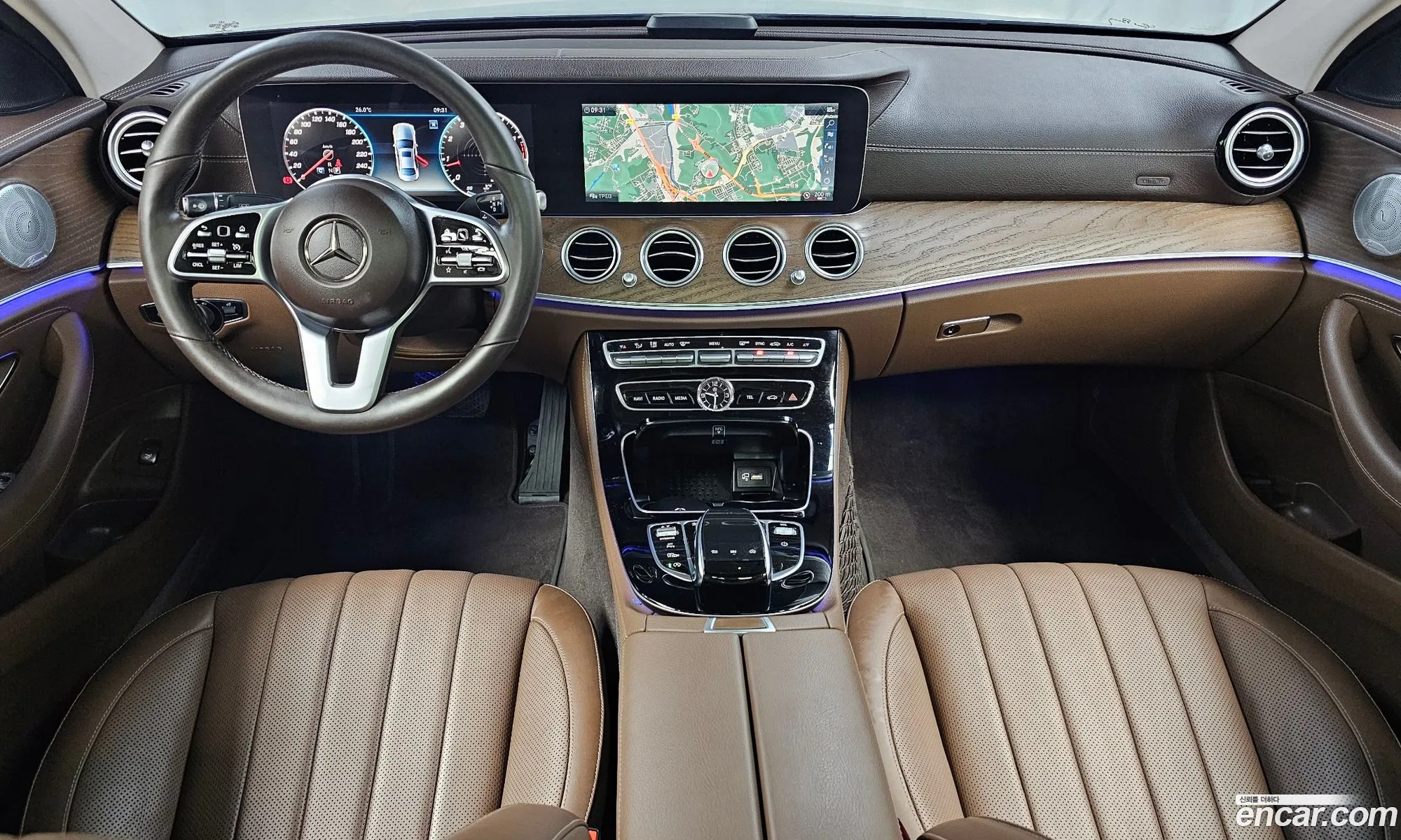 Mercedes-Benz E-Class W213 2019 WDDZF4KB3KA642016 — 3
